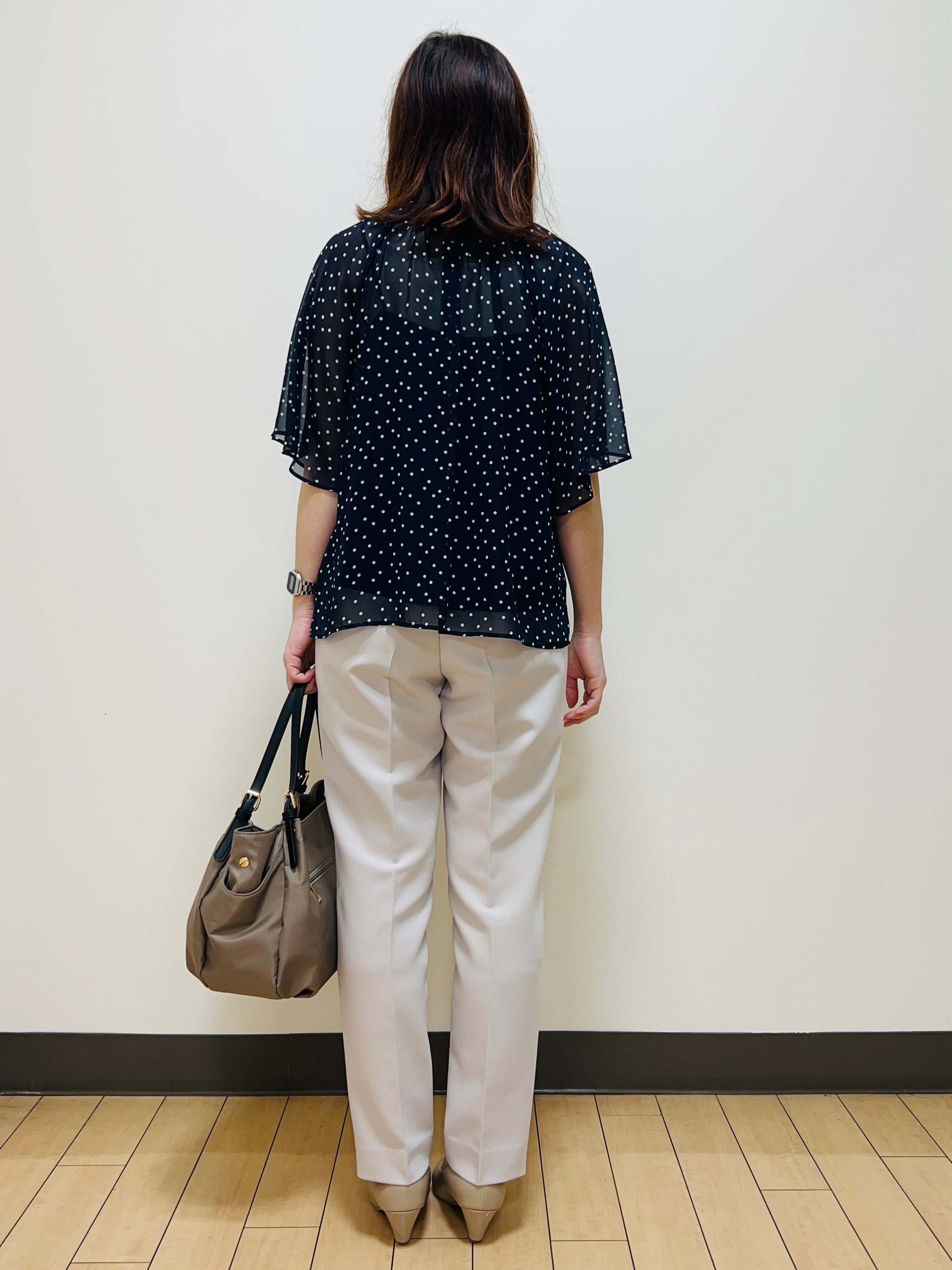 miiiさんの「Reflect｜【セットアップ／手洗い可】ドット柄シアーブラウス」を使ったコーディネート