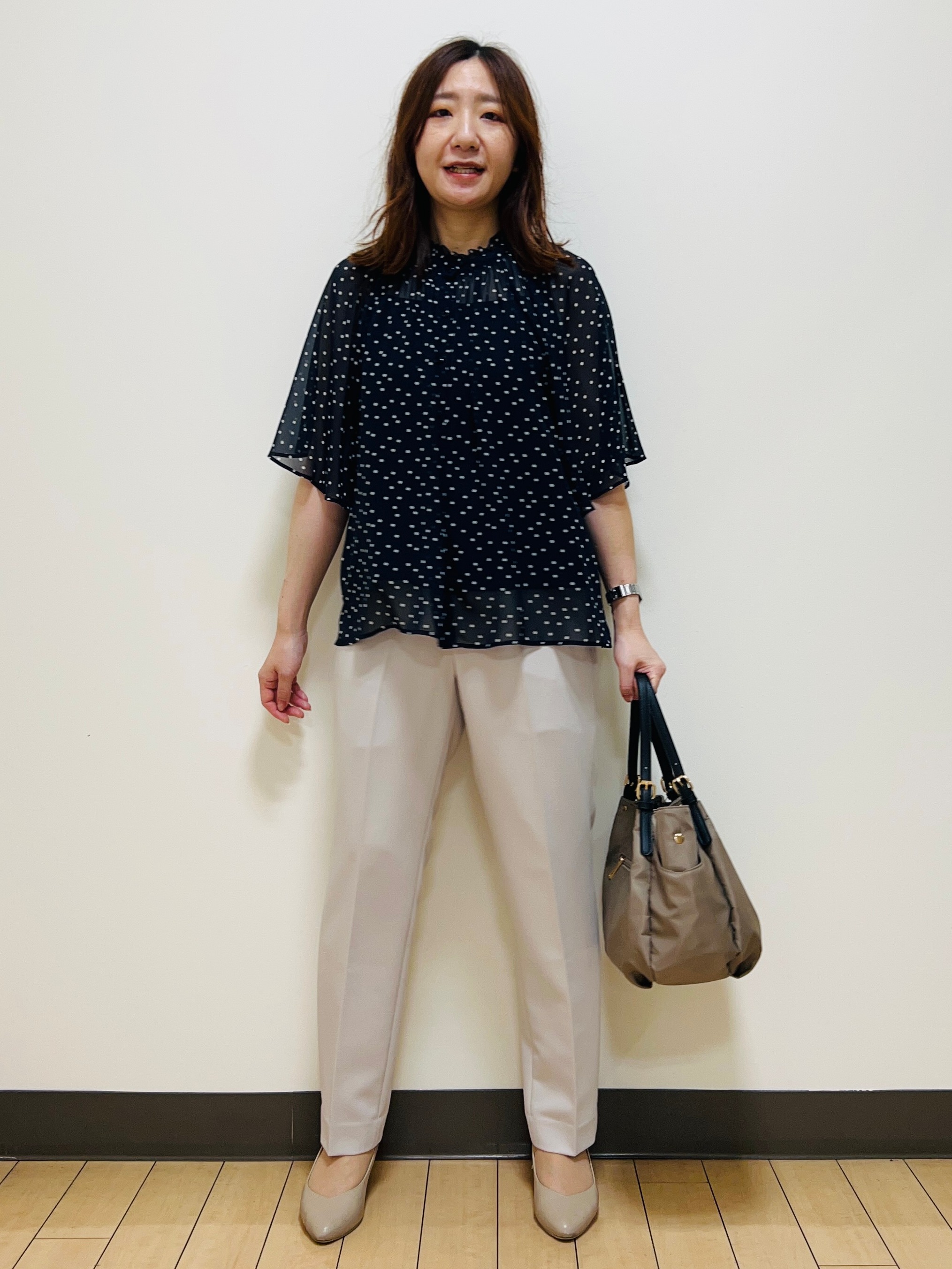 miiiさんの「Reflect｜【セットアップ／手洗い可】ドット柄シアーブラウス」を使ったコーディネート