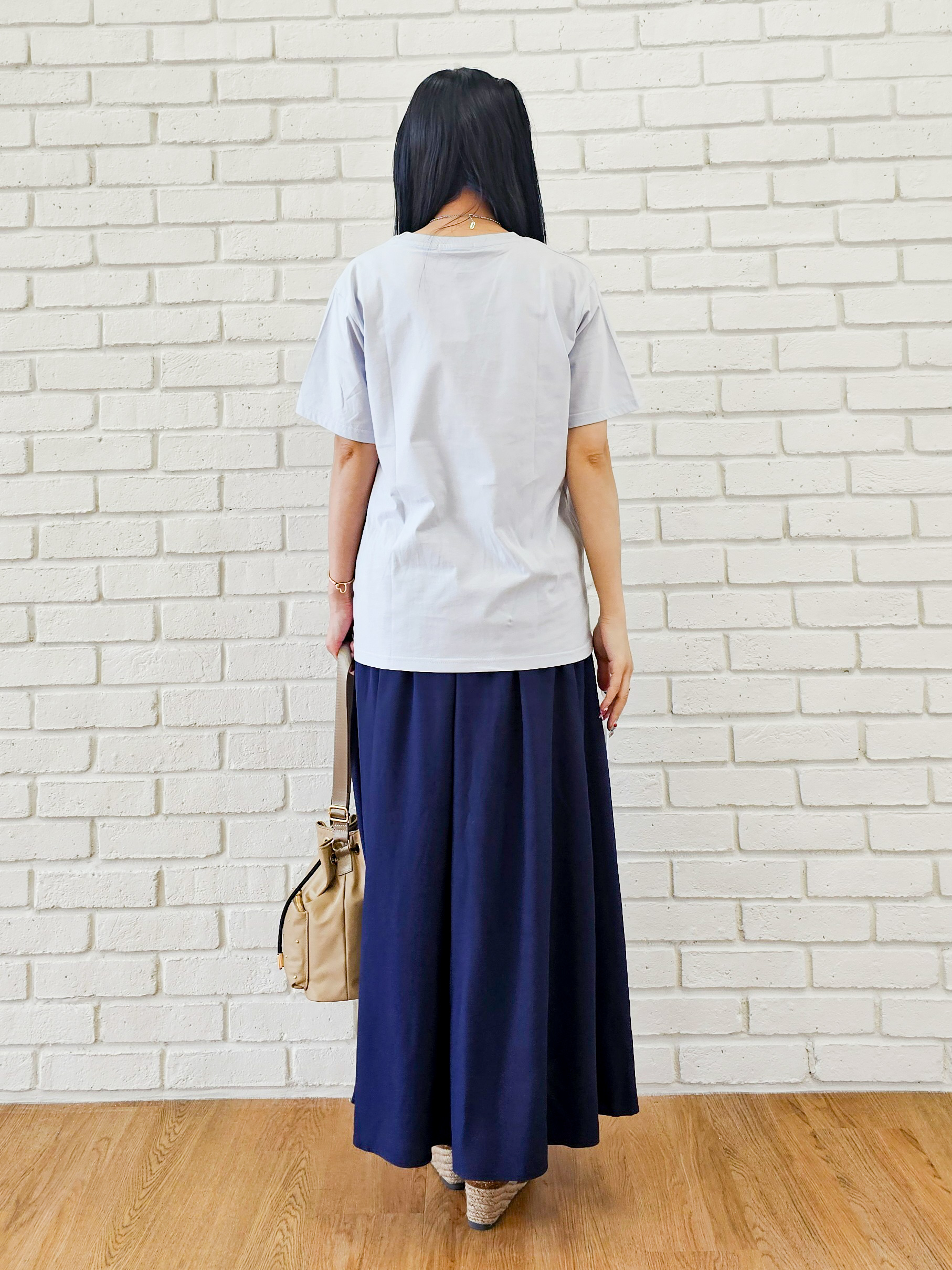 ゆゆさんの「SHOO･LA･RUE｜【ひんやり/洗濯機可/S-LL】夏に快適サラサラ感 大人のひんやりプリントTシャツ」を使ったコーディネート