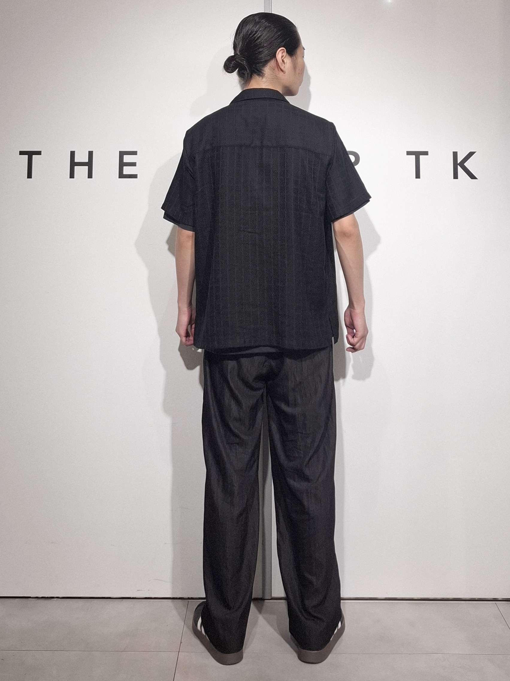 葵さんの「THE SHOP TK｜【洗濯機OK】格子柄メッシュ半袖シャツ」を使ったコーディネート