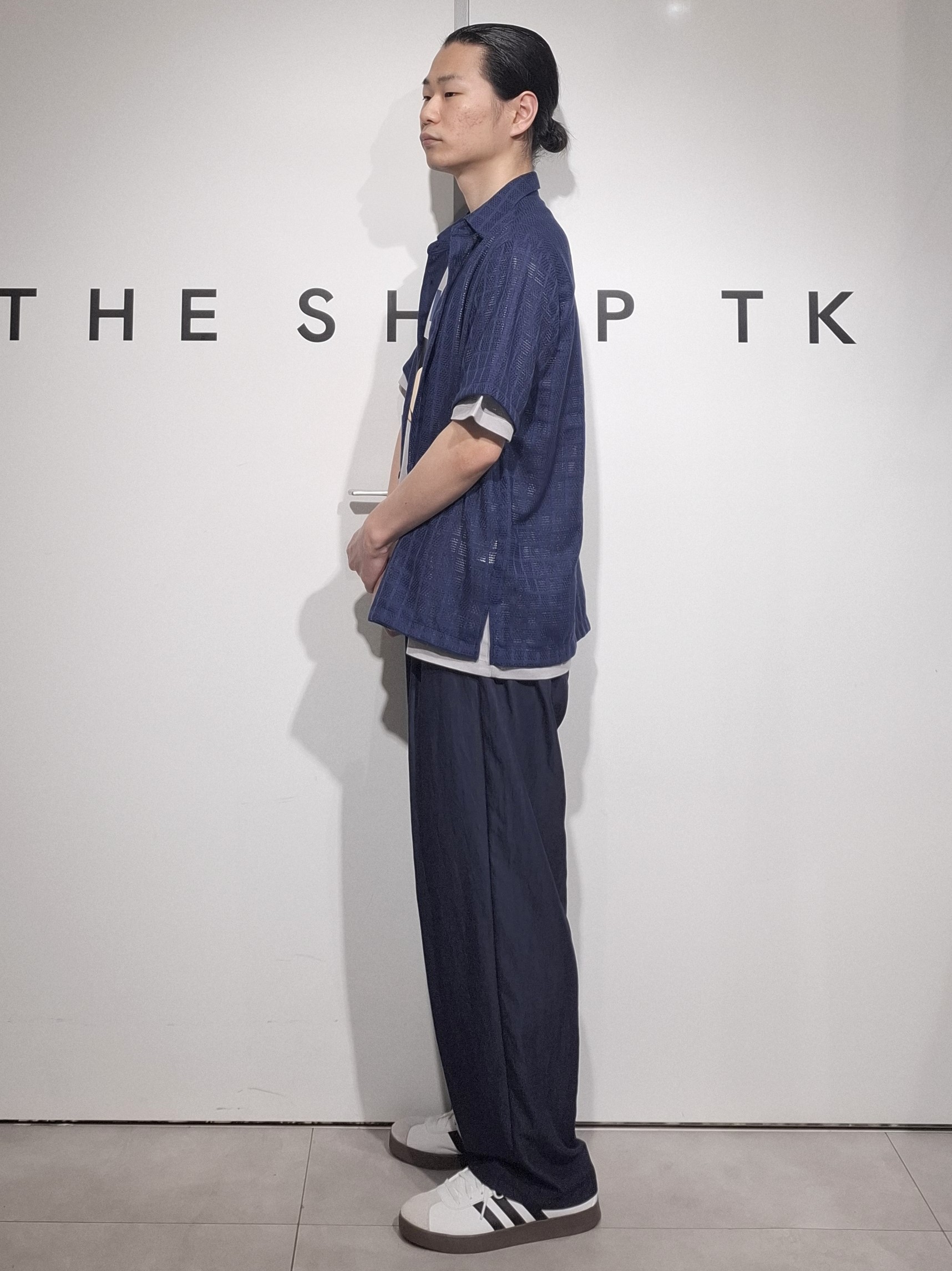 葵さんの「THE SHOP TK｜【洗濯機OK】格子柄メッシュ半袖シャツ」を使ったコーディネート