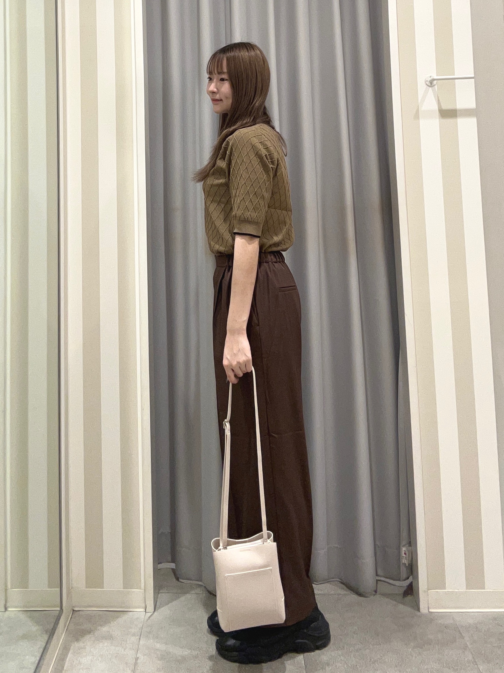 美空さんの「SHOO･LA･RUE｜【毛玉になりにくい/S-LL】きれいですっきり二の腕カバー ダイヤ柄5分袖ニット」を使ったコーディネート