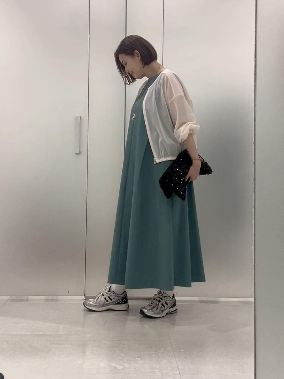 まどかさんの「UNTITLED｜トリコットシアーブラウス」を使ったコーディネート