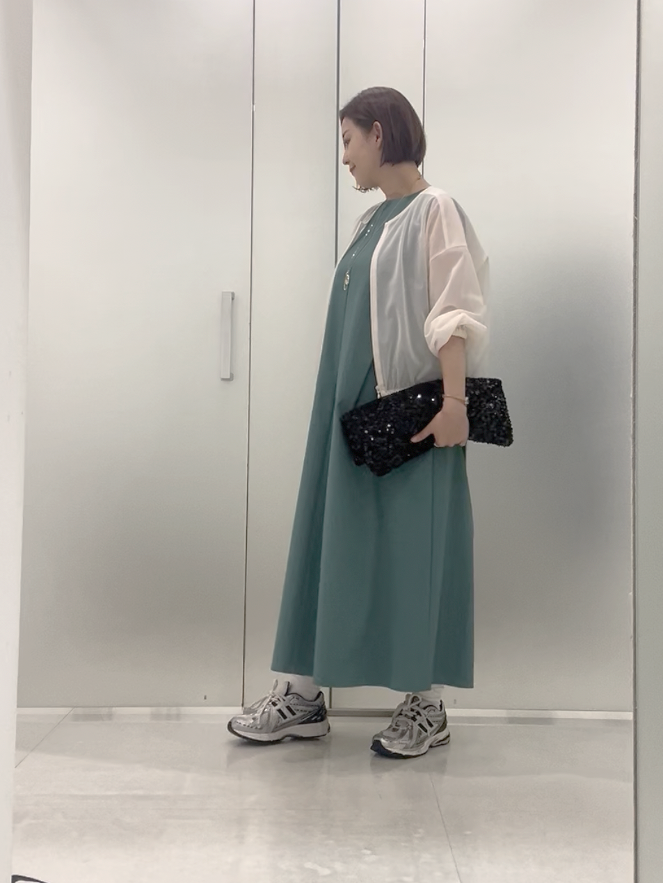 まどかさんの「UNTITLED｜トリコットシアーブラウス」を使ったコーディネート