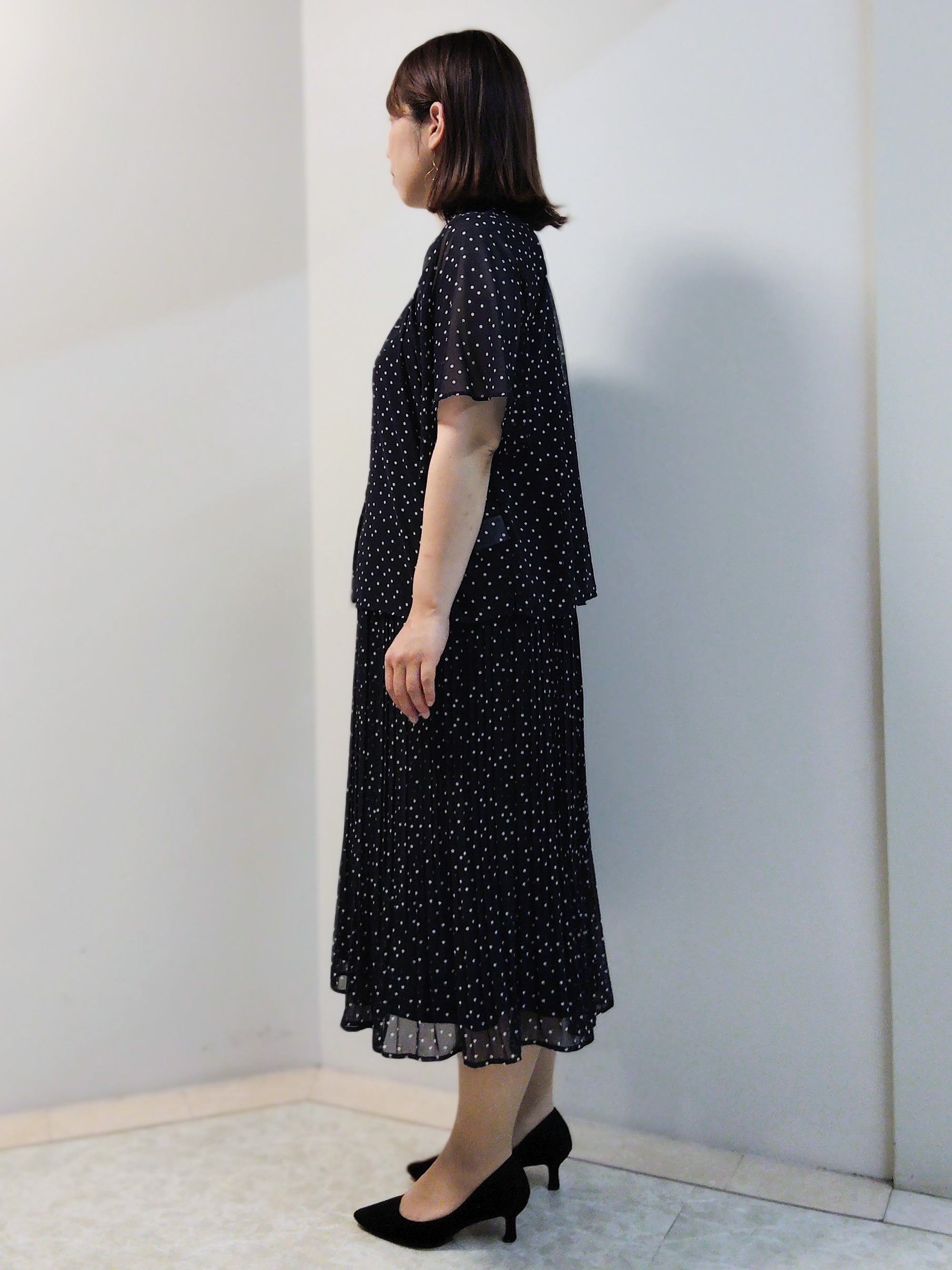 エリさんの「Reflect｜【セットアップ／手洗い可】ドット柄シアーブラウス」を使ったコーディネート