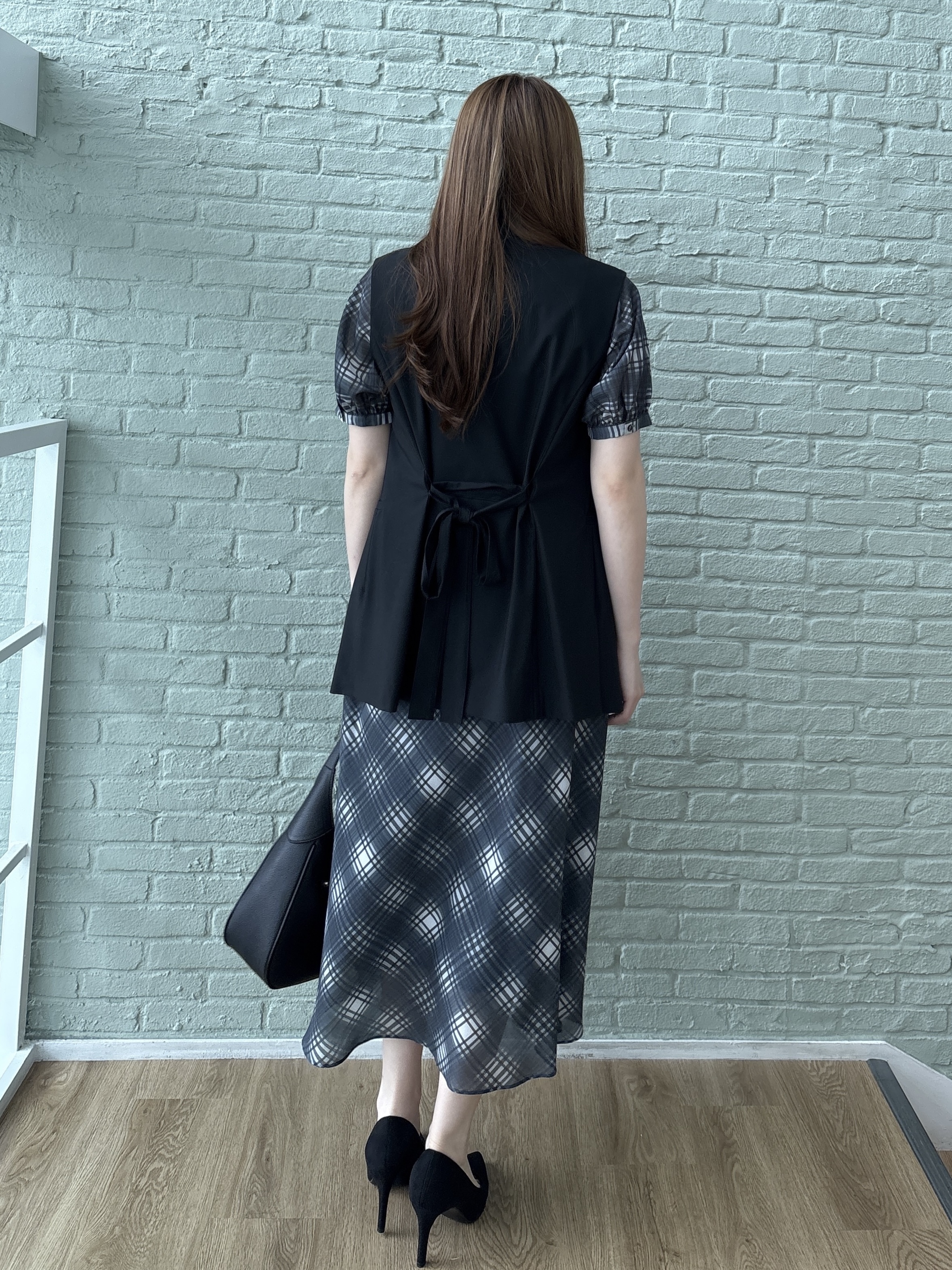 sayaさんの「COUP DE CHANCE｜【手洗い可／日本製】テーラードジレ」を使ったコーディネート