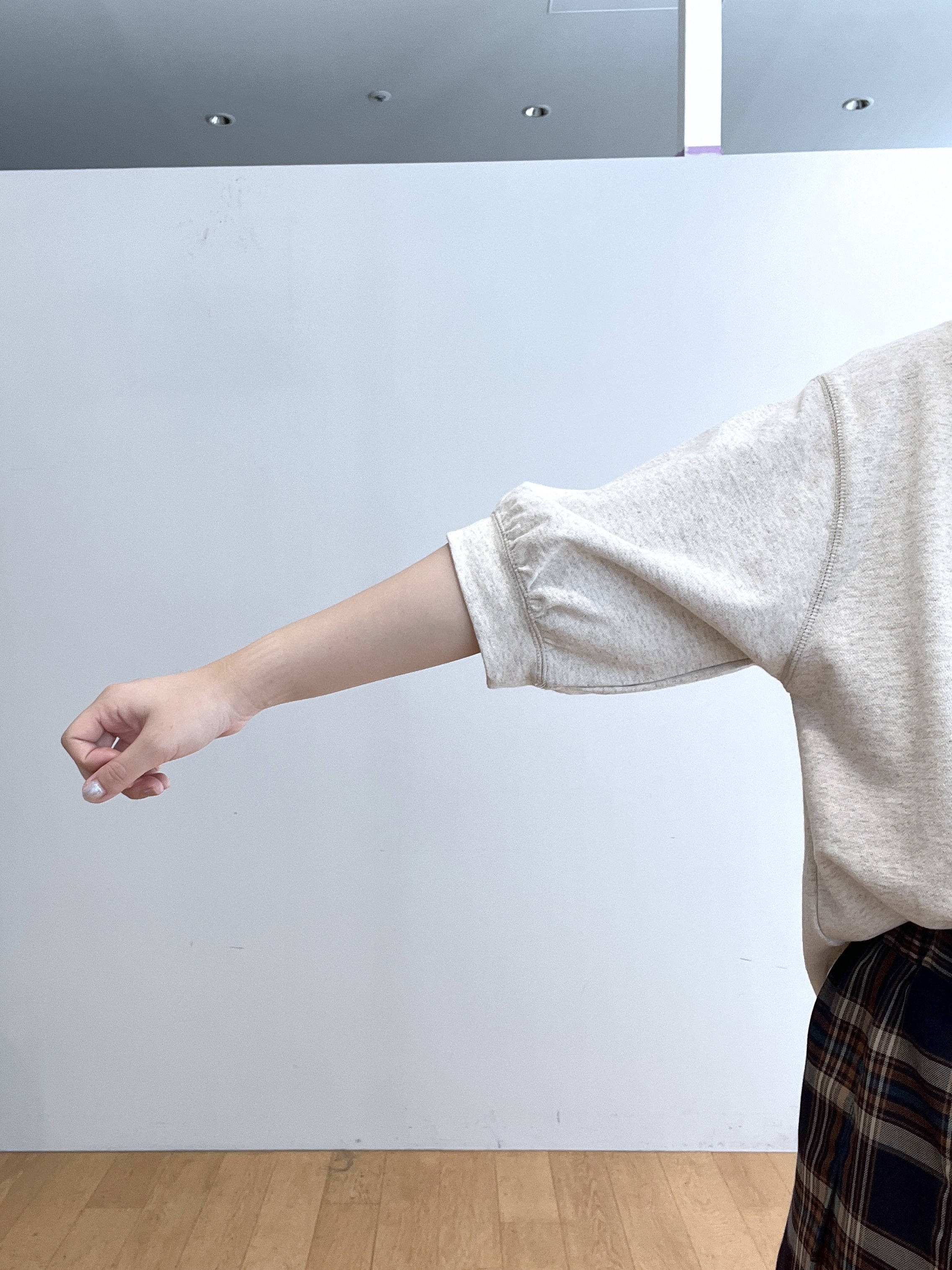 Makinoさんの「Dessin｜バックヘンリーカットソー5分袖」を使ったコーディネート
