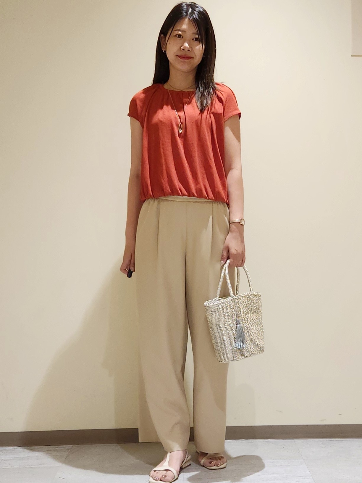 yukaさんの「COUP DE CHANCE｜【手洗い可／日本製】フレンチスリーブトップス」を使ったコーディネート
