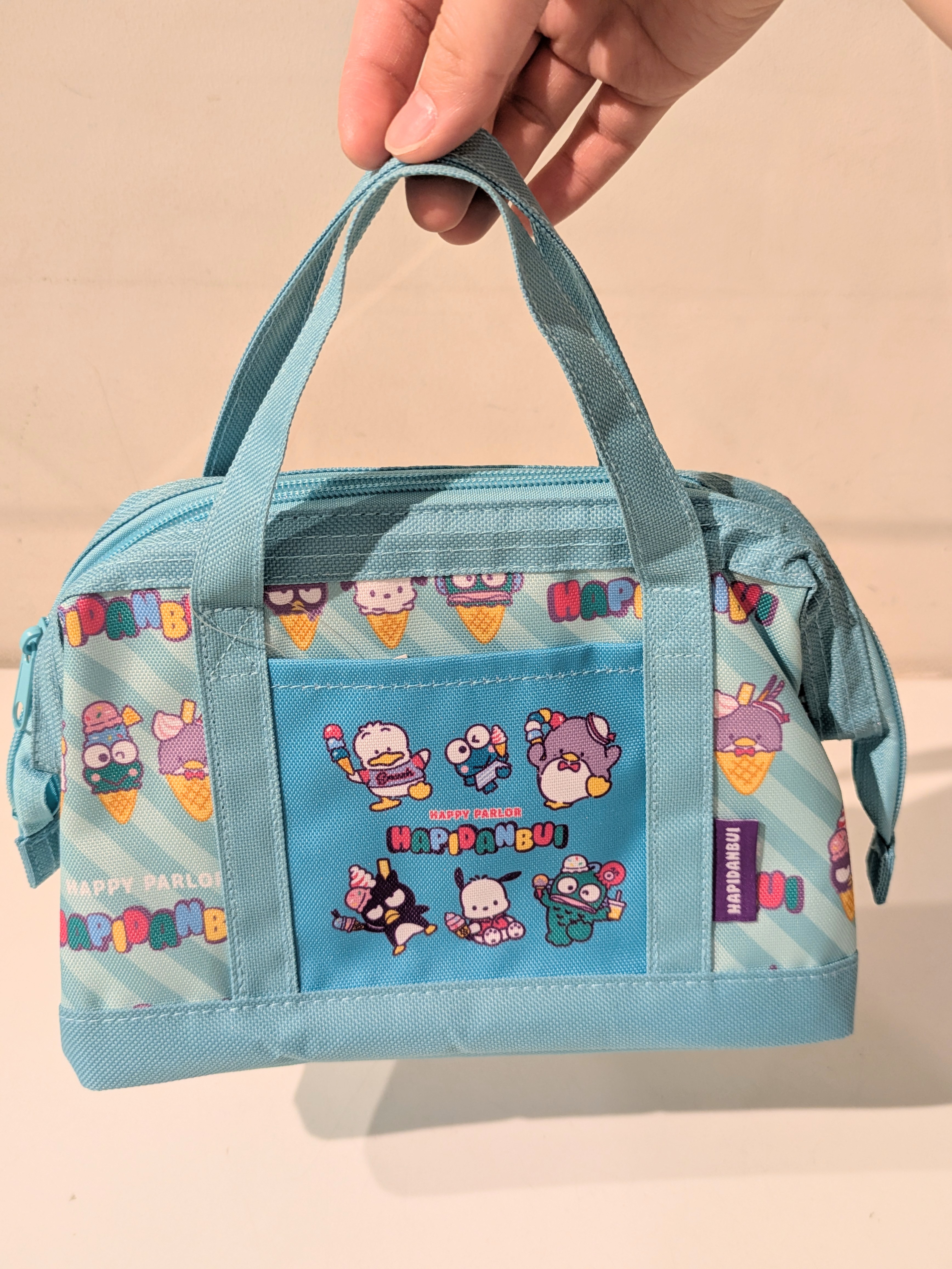 しましまさんの「212 KITCHEN STORE｜ワイヤー保冷ランチバッグ HAPIDANBUI ＜Sanrio サンリオ＞」を使ったコーディネート
