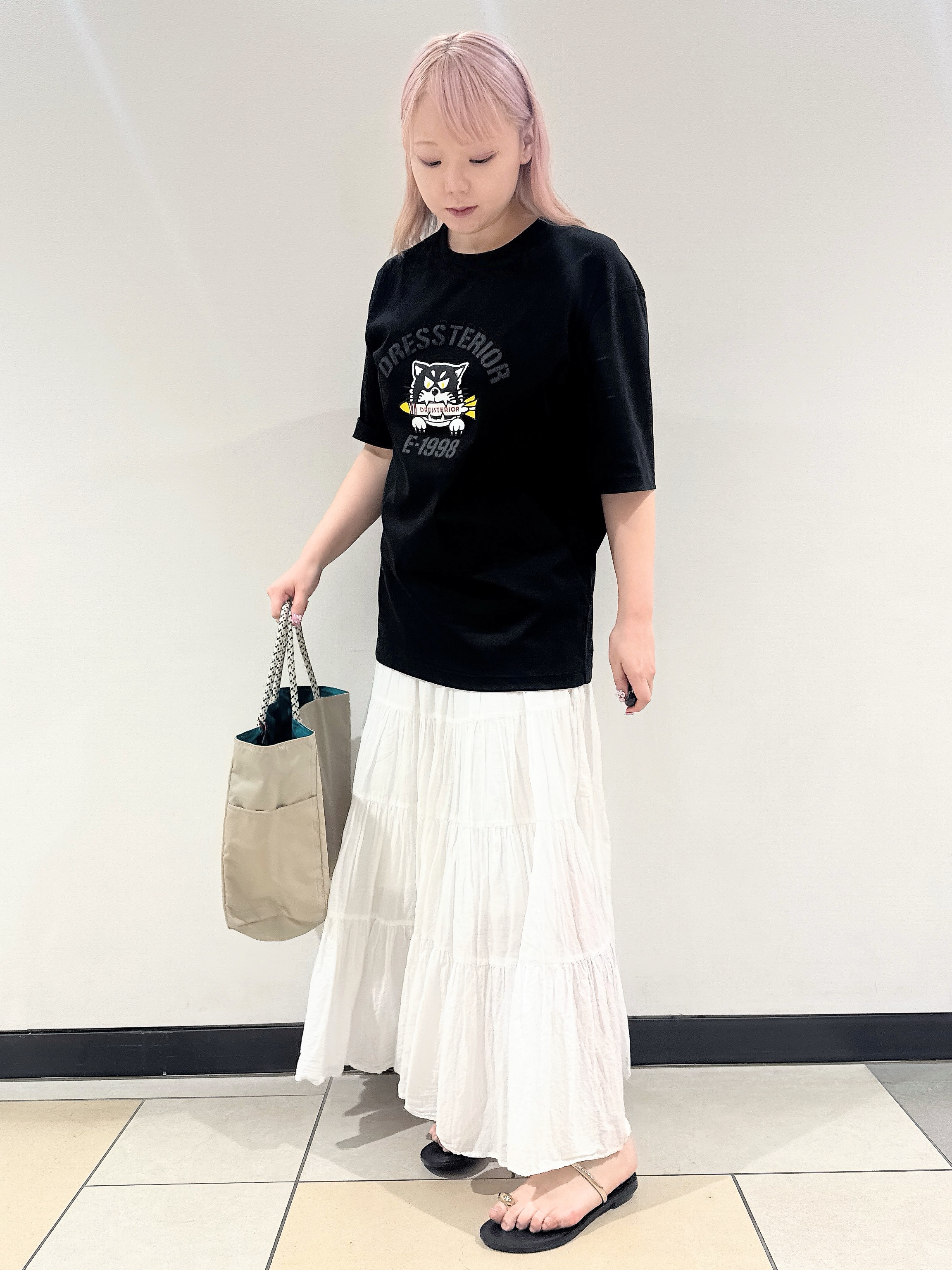なかもとあきさんの「DRESSTERIOR｜【接触冷感／抗菌防臭／消臭】ICE CLEAR COTTON ミサイルキャットTシャツ」を使ったコーディネート
