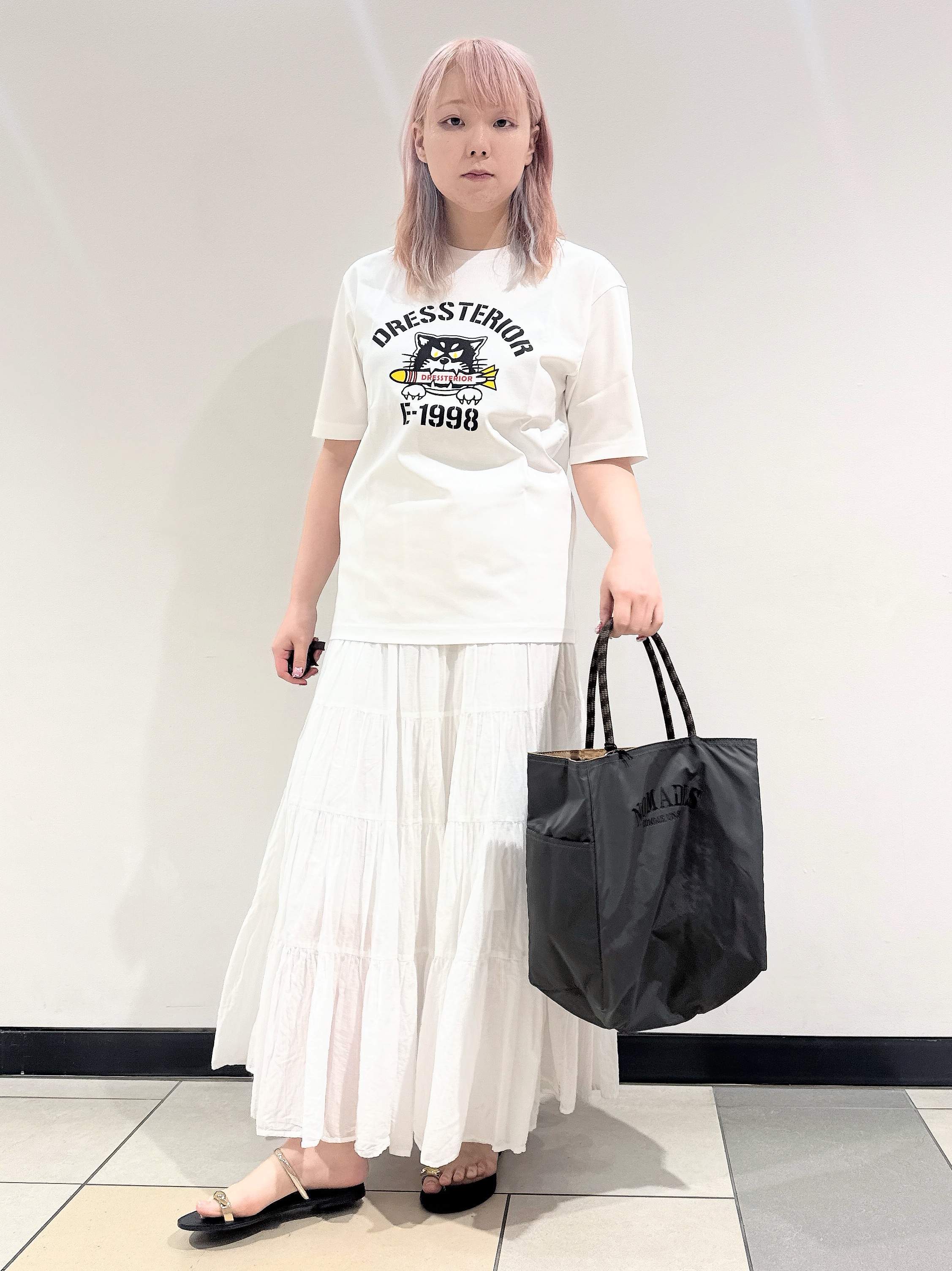 なかもとあきさんの「DRESSTERIOR｜【接触冷感／抗菌防臭／消臭】ICE CLEAR COTTON ミサイルキャットTシャツ」を使ったコーディネート