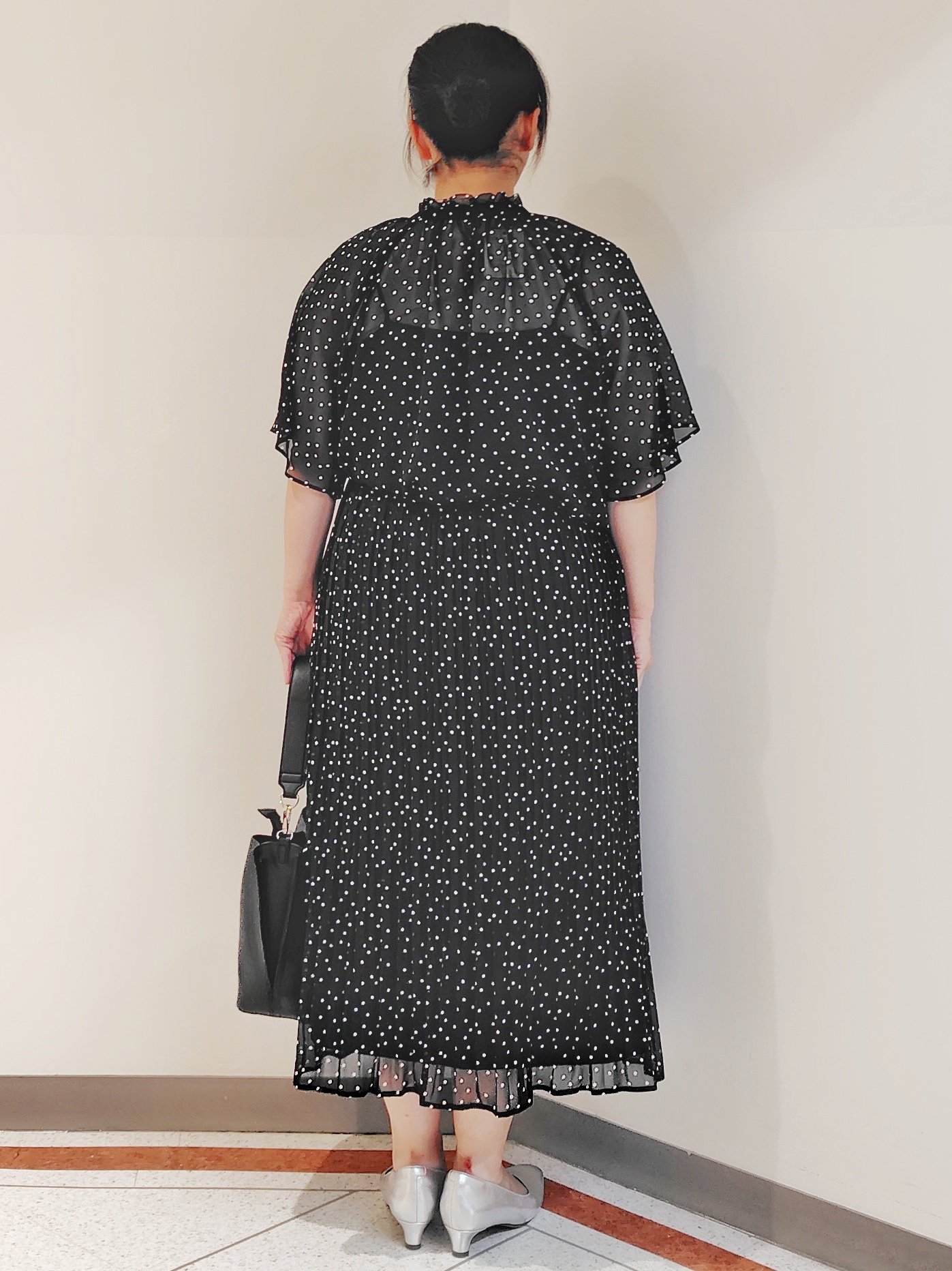 FMさんの「Reflect｜【セットアップ／手洗い可】ドット柄シアーブラウス」を使ったコーディネート