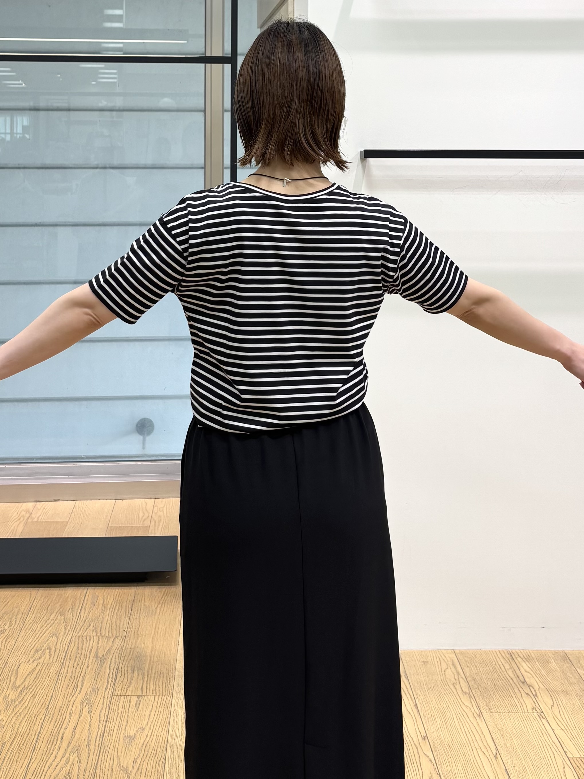asamiさんの「INDIVI｜【ゆったり／着映え】ボーダーリラクシーTシャツ」を使ったコーディネート