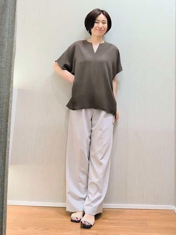 ミズタさんの「UNTITLED｜【7色展開/ゆったり/ショート丈】シアートリコットカーディガン」を使ったコーディネート