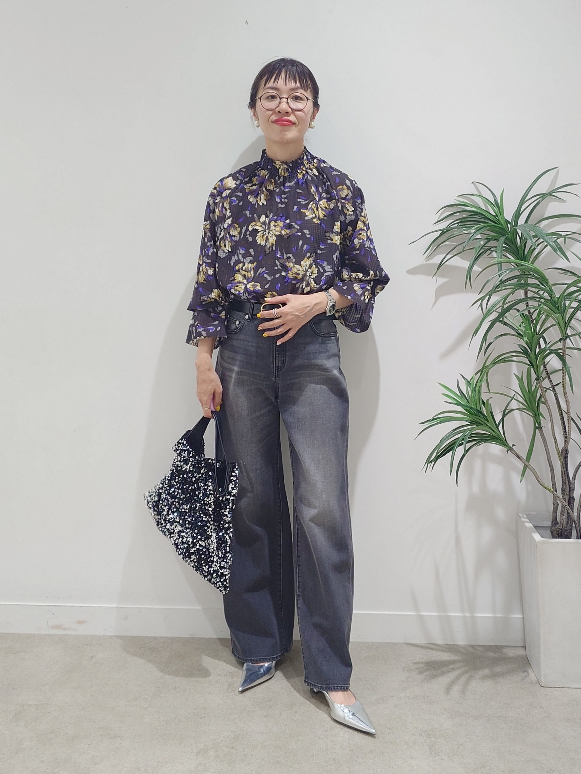 MUTSUKOさんの「UNTITLED｜【新色追加/人気デニム】MAKE&times;DENIM WIDE」を使ったコーディネート