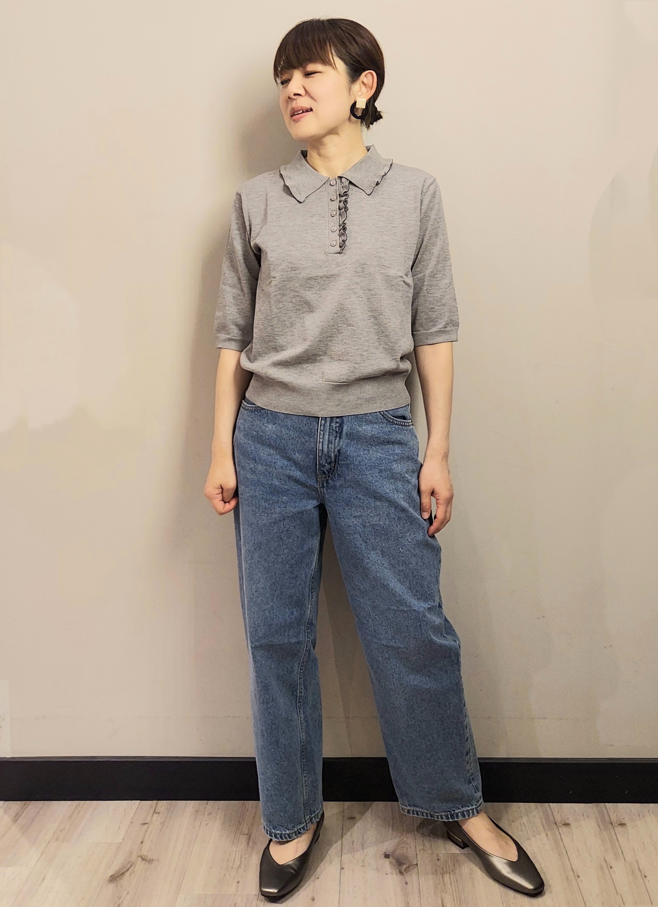 MAKIさんの「index｜【UVケア】フリルポロニット《洗濯機OK／抗ピル》」を使ったコーディネート