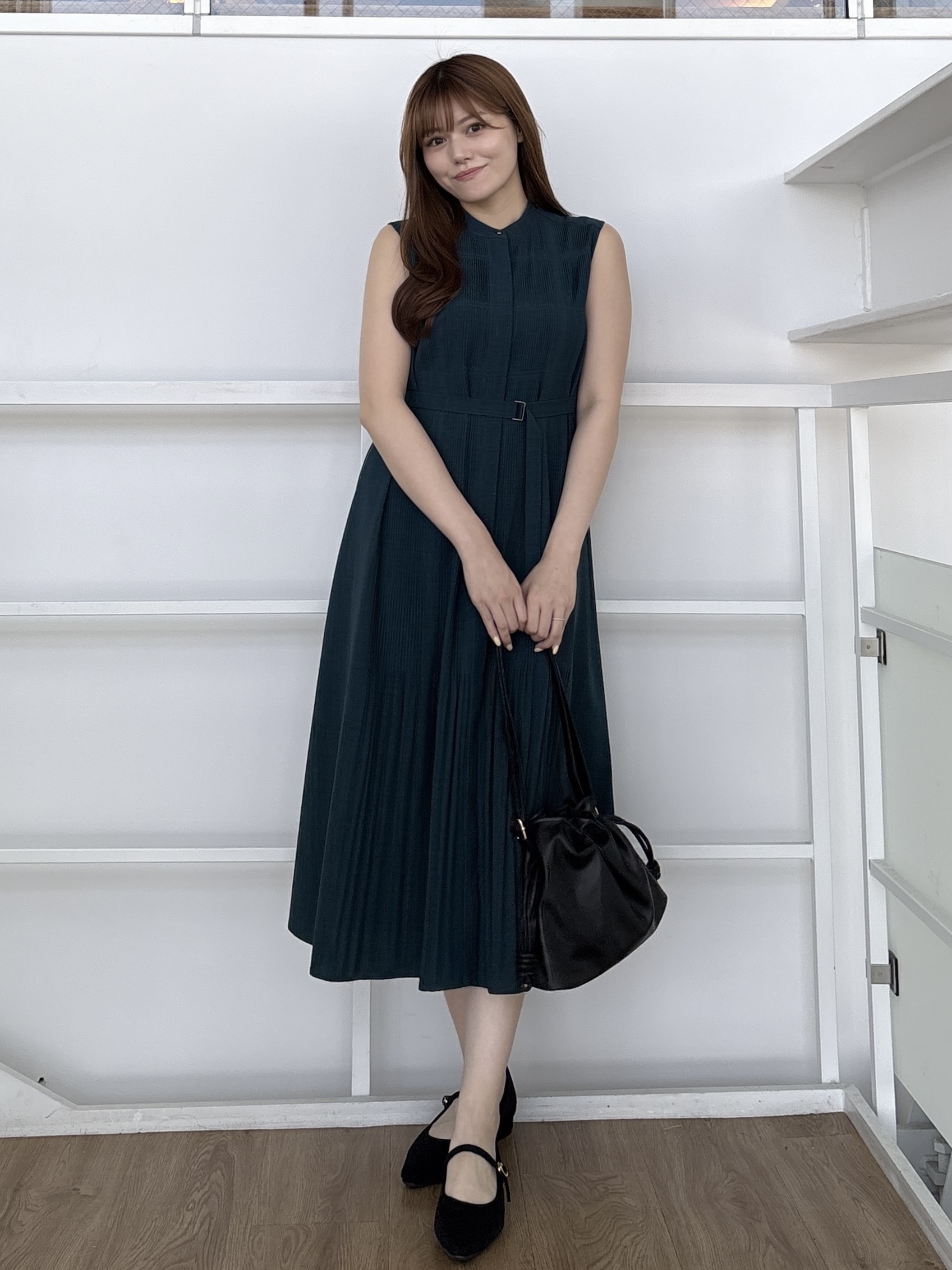 sayaさんの「grove｜【低身長さんも選べる着丈・洗濯機◎】プリーツベルトワンピース」を使ったコーディネート