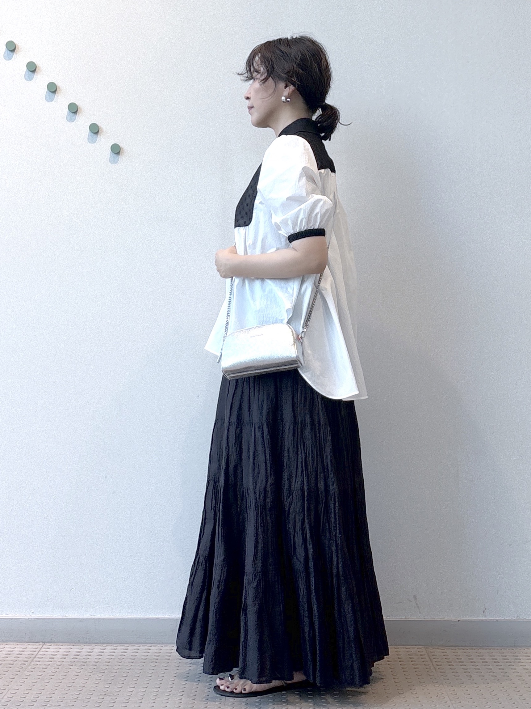 kawamuraさんの「DRESSTERIOR｜【着映え】パフスリーブ ブザムブラウス」を使ったコーディネート
