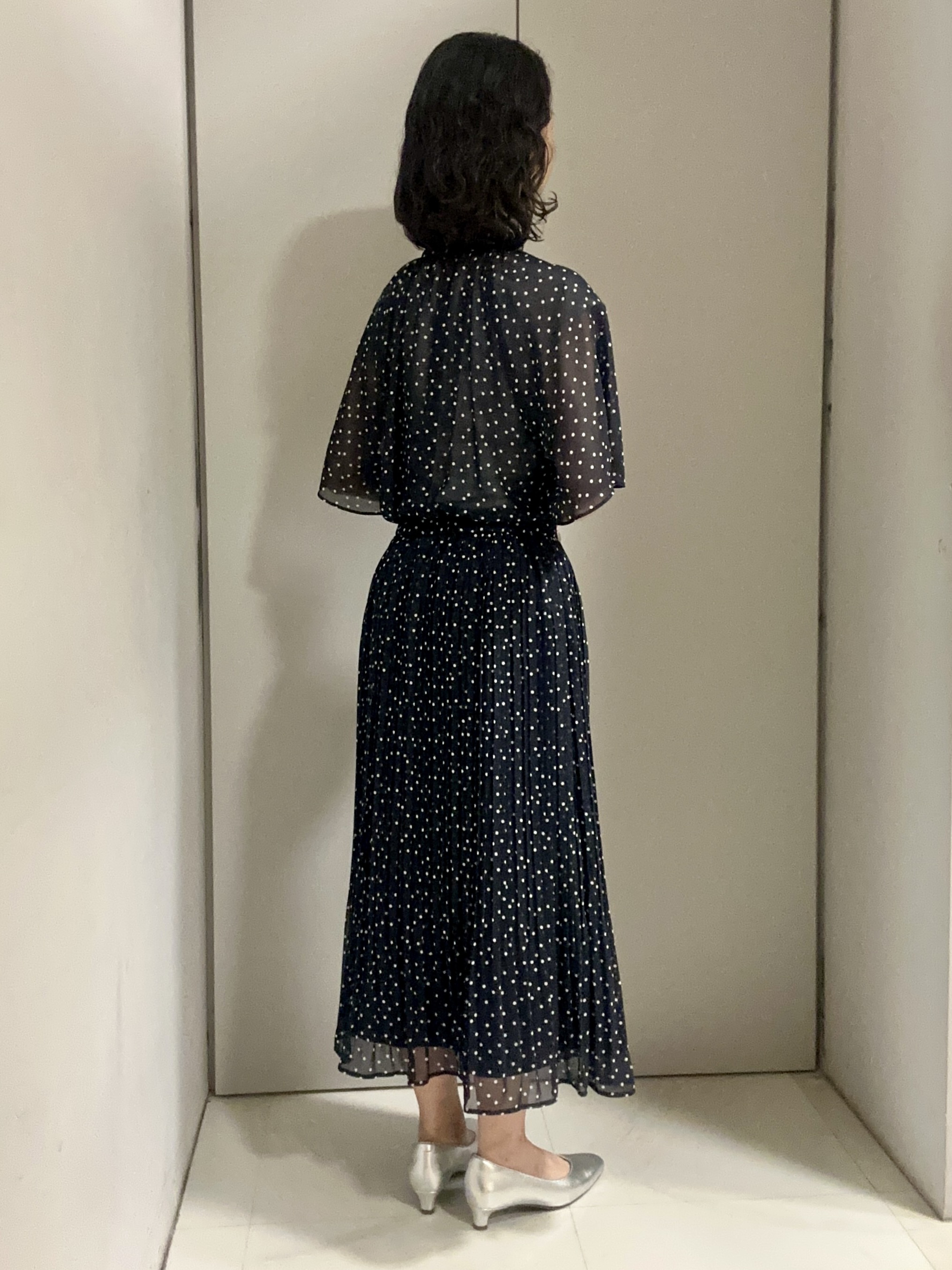 Kouさんの「Reflect｜【セットアップ／手洗い可】ドット柄シアーブラウス」を使ったコーディネート