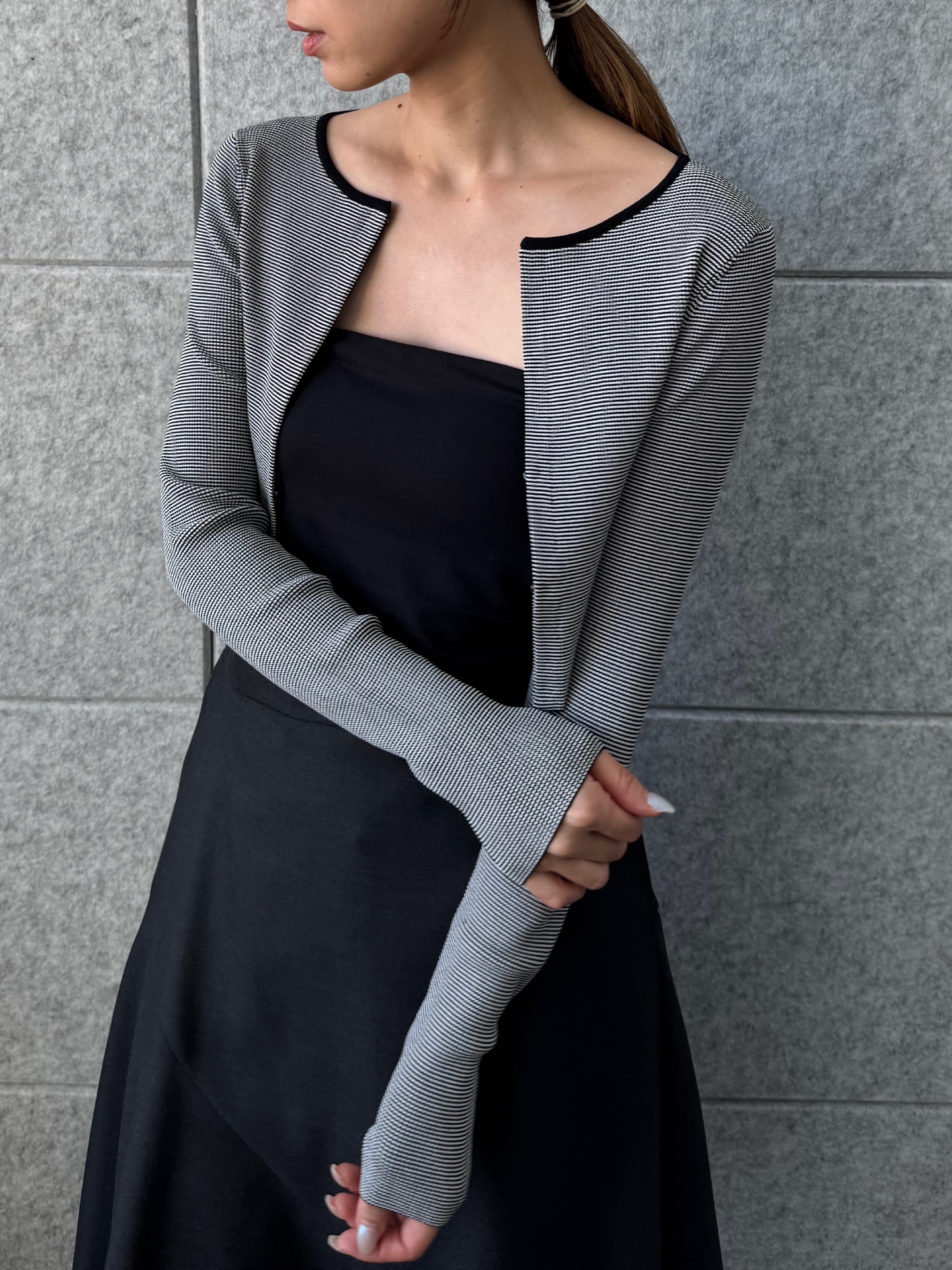 designer yukaさんの「CODE A｜asymmetric lace hem skirt」を使ったコーディネート