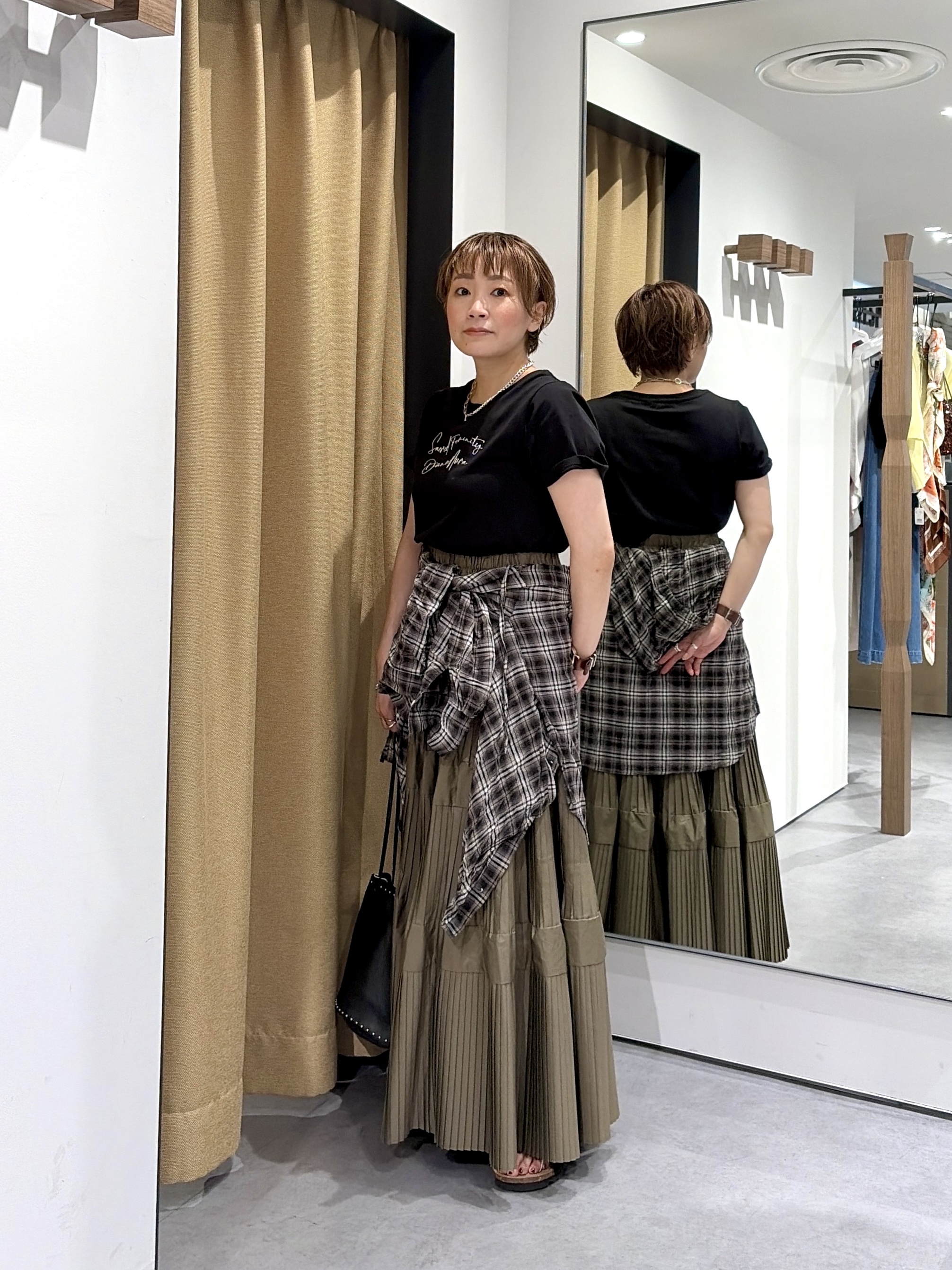 mari_831さんの「INDIVI｜3DプリントロゴTシャツ【再入荷】」を使ったコーディネート