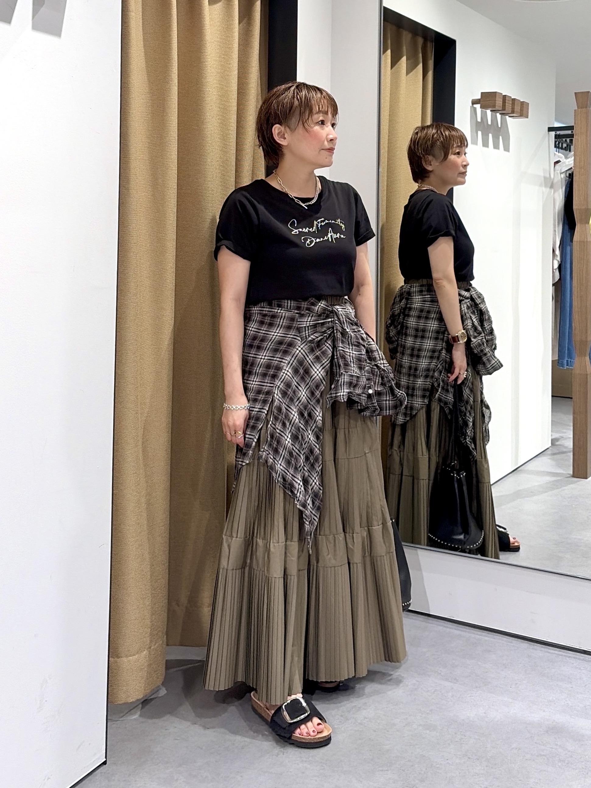 mari_831さんの「INDIVI｜3DプリントロゴTシャツ【再入荷】」を使ったコーディネート