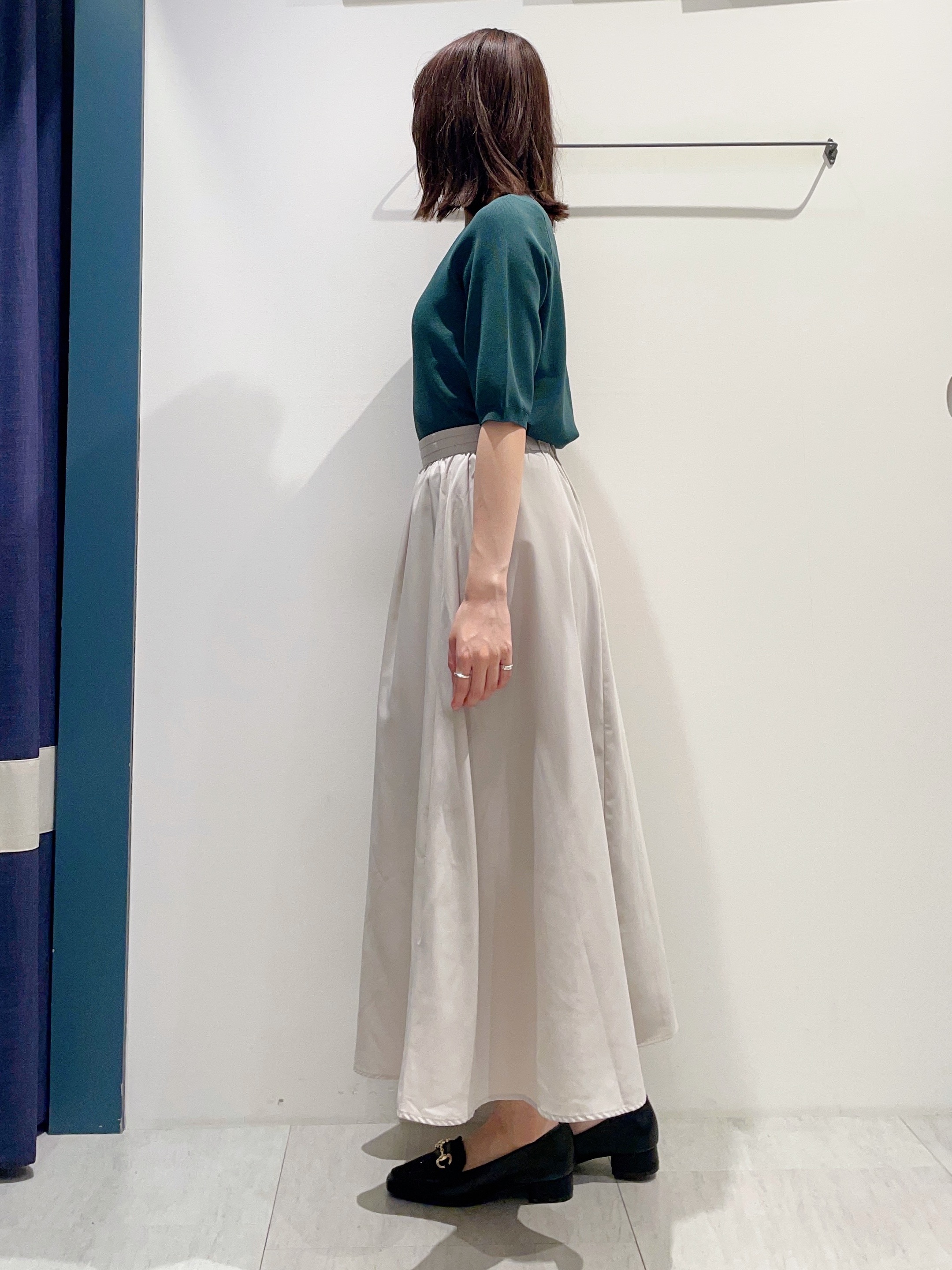 haruさんの「grove｜軽やかギャザーフレアスカート」を使ったコーディネート