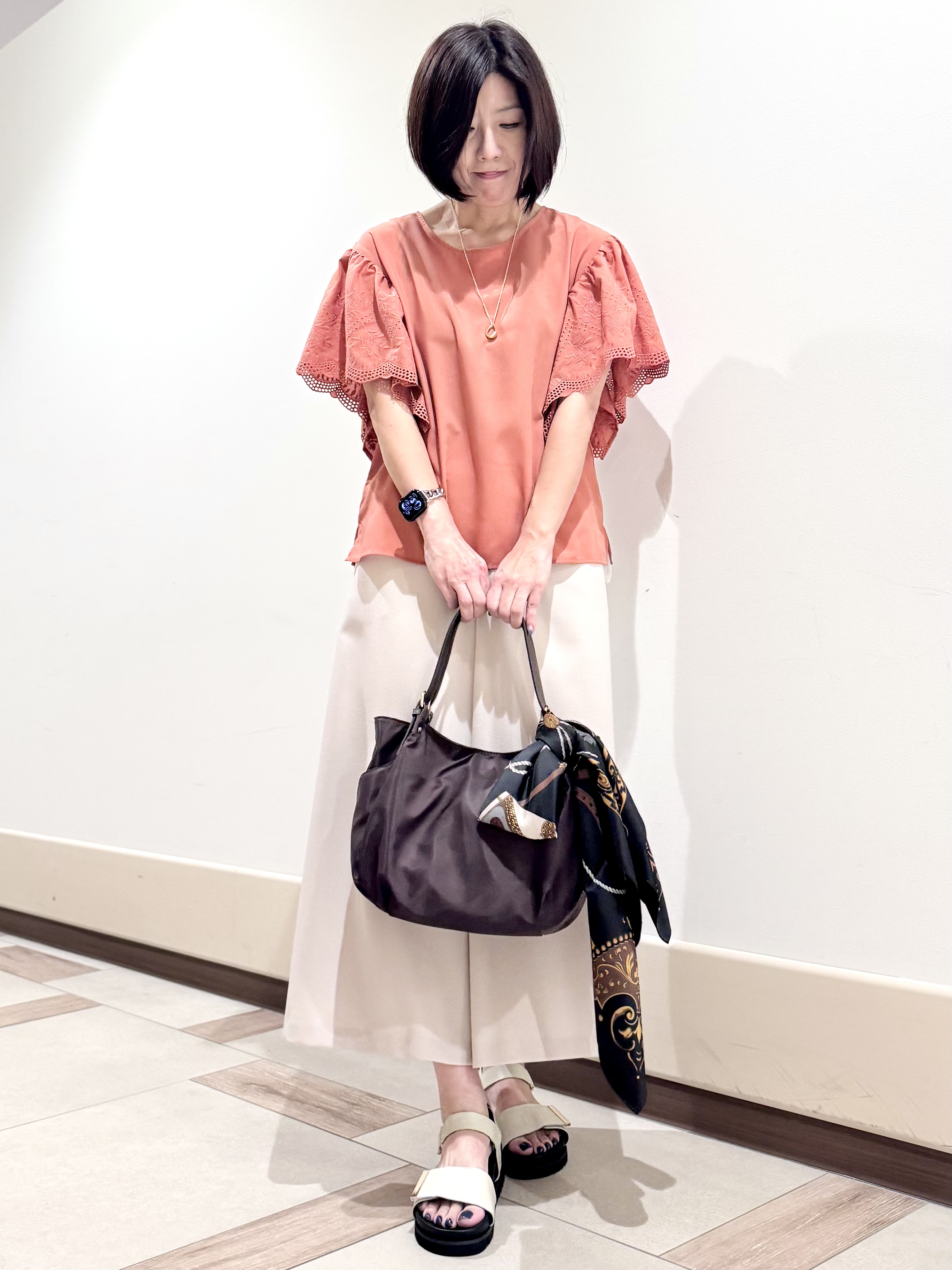 kaeさんの「Reflect｜【通勤◎】スカラップレーススリーブ ブラウス」を使ったコーディネート