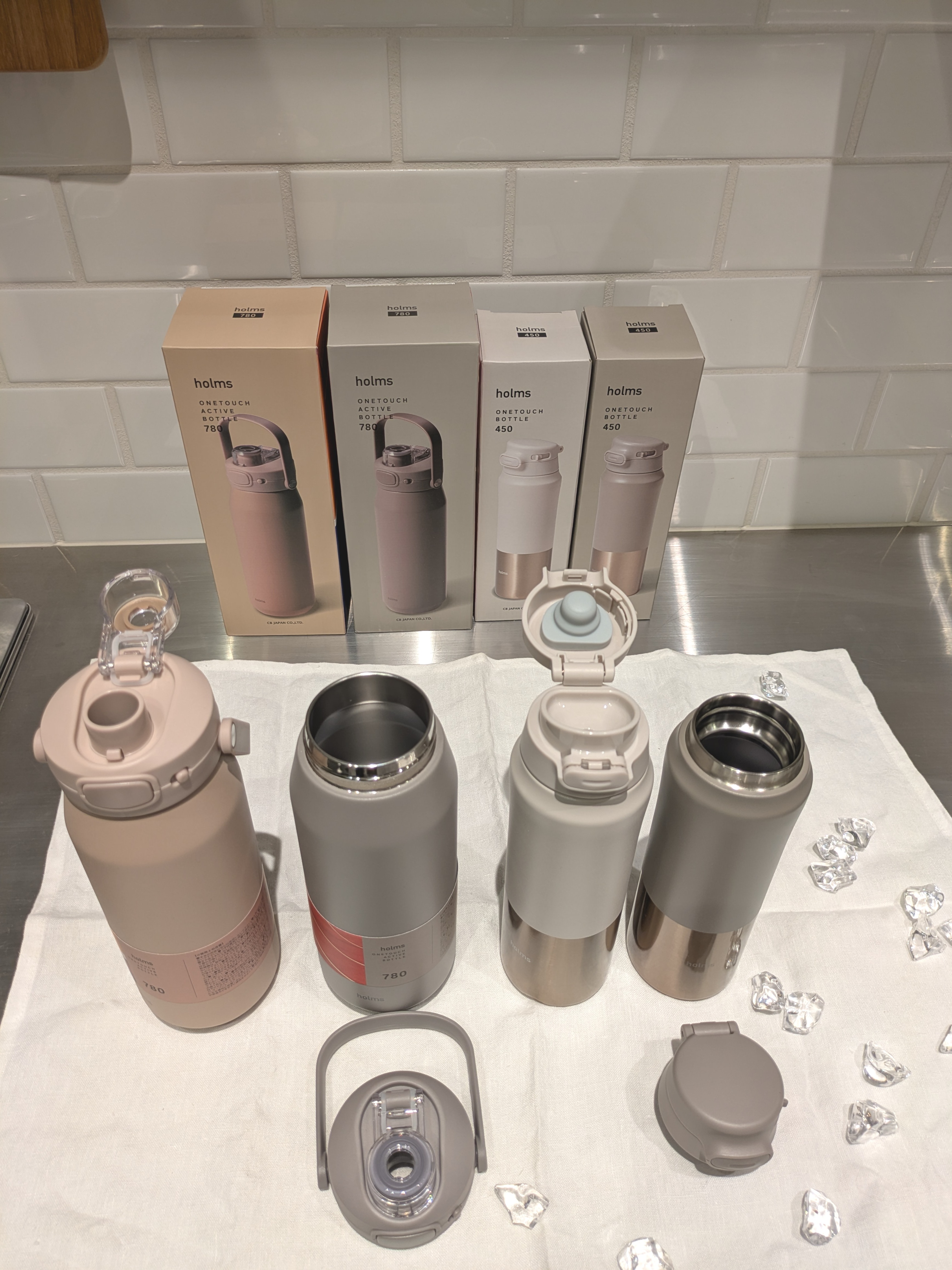 minoriさんの「212 KITCHEN STORE｜holms ホルムス ワンタッチボトル 450 GY」を使ったコーディネート