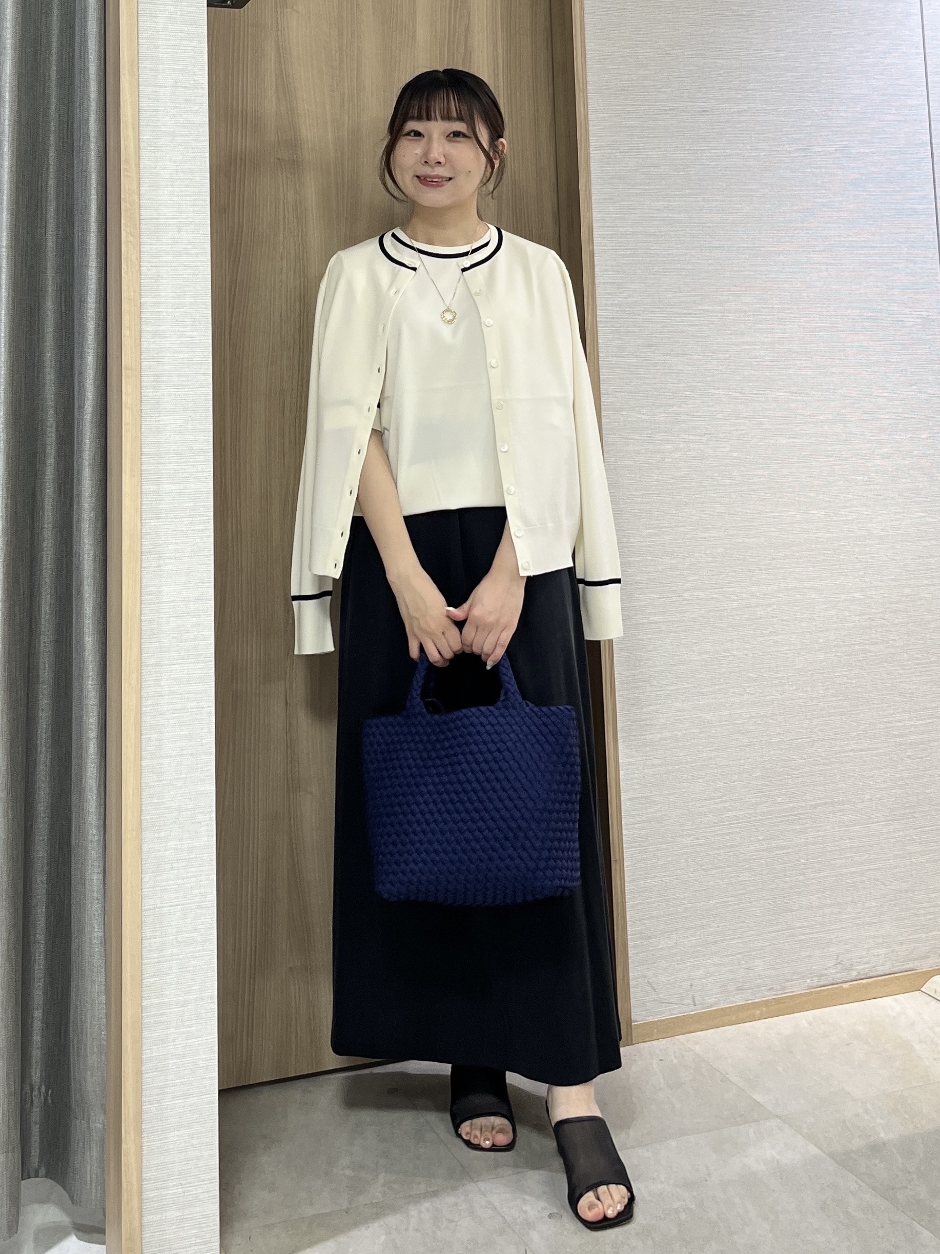 KAHOさんの「UNTITLED｜【アンサンブル可/上品な清涼感】コンパクト5分袖ニット」を使ったコーディネート