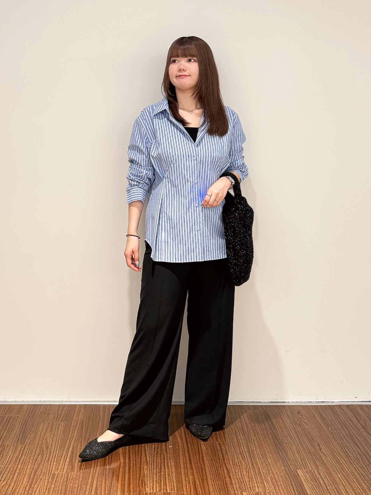 emikaさんの「INDIVI｜【UV／接触冷感／高ストレッチ】フロントタックシャツ」を使ったコーディネート