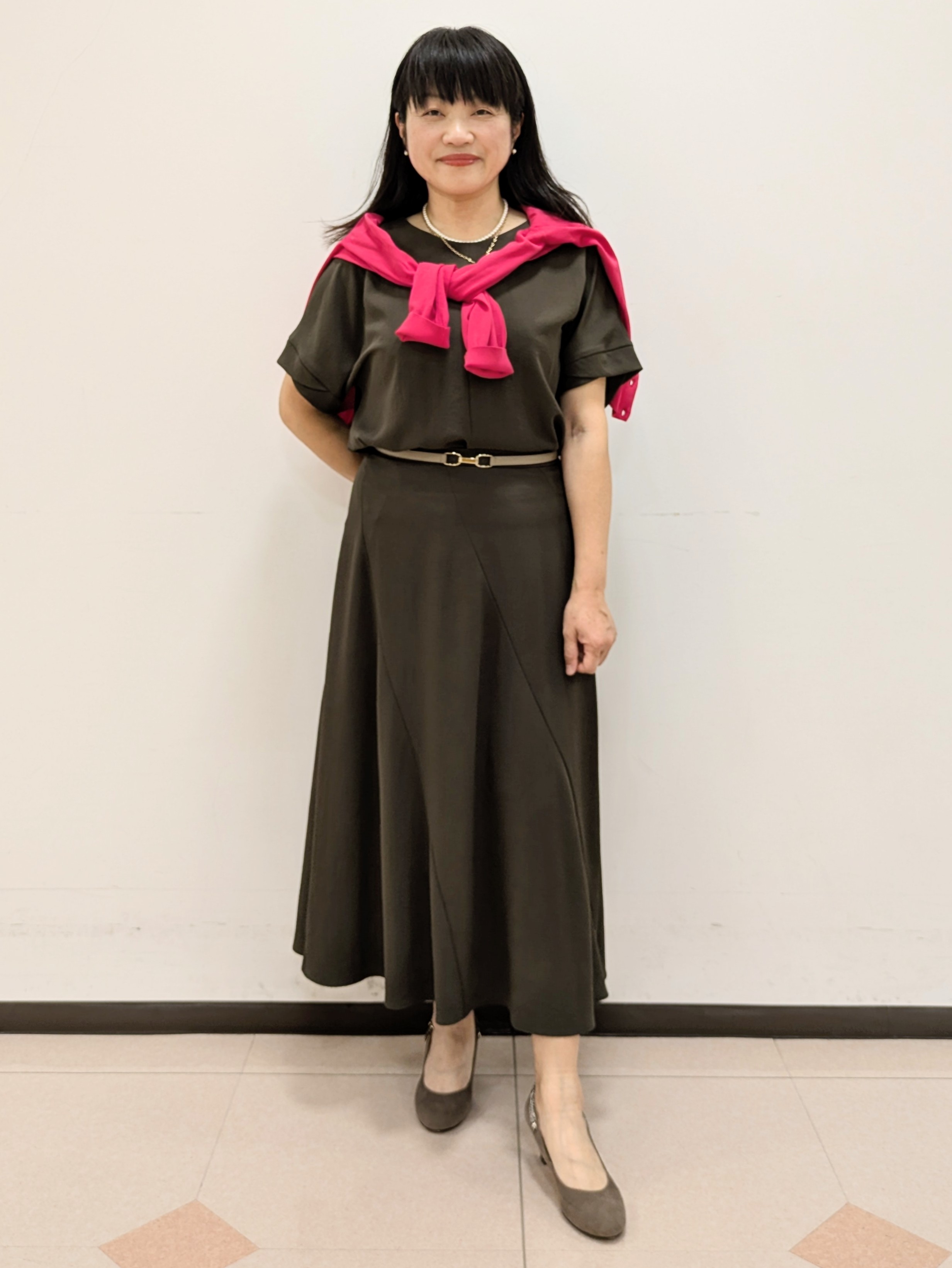 ともさんの「UNTITLED｜【セットアップ可/UVカット/前後2WAY】リラクシーフレンチスリーブブラウス」を使ったコーディネート
