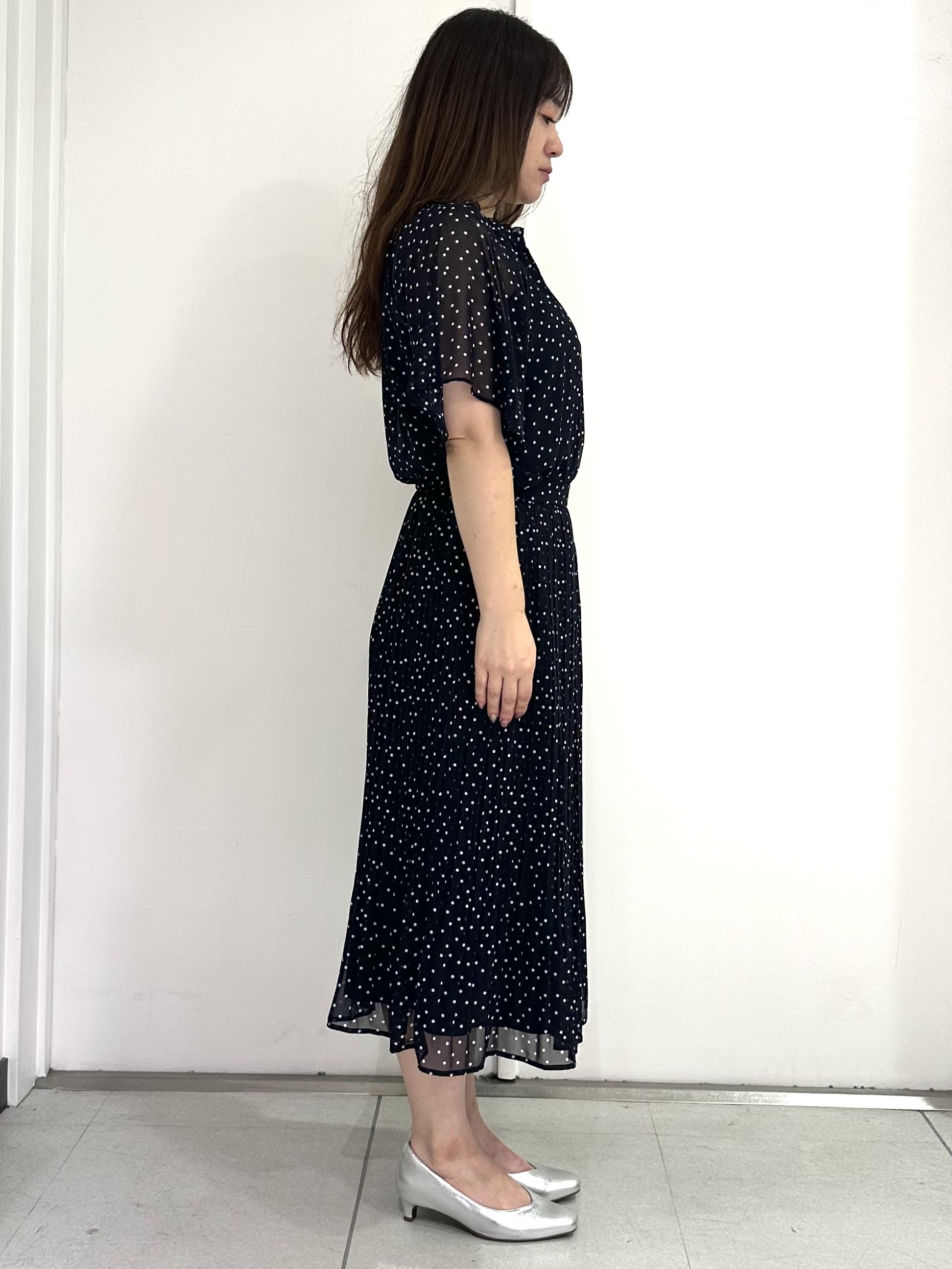 miさんの「Reflect｜【セットアップ／手洗い可】ドット柄シアーブラウス」を使ったコーディネート