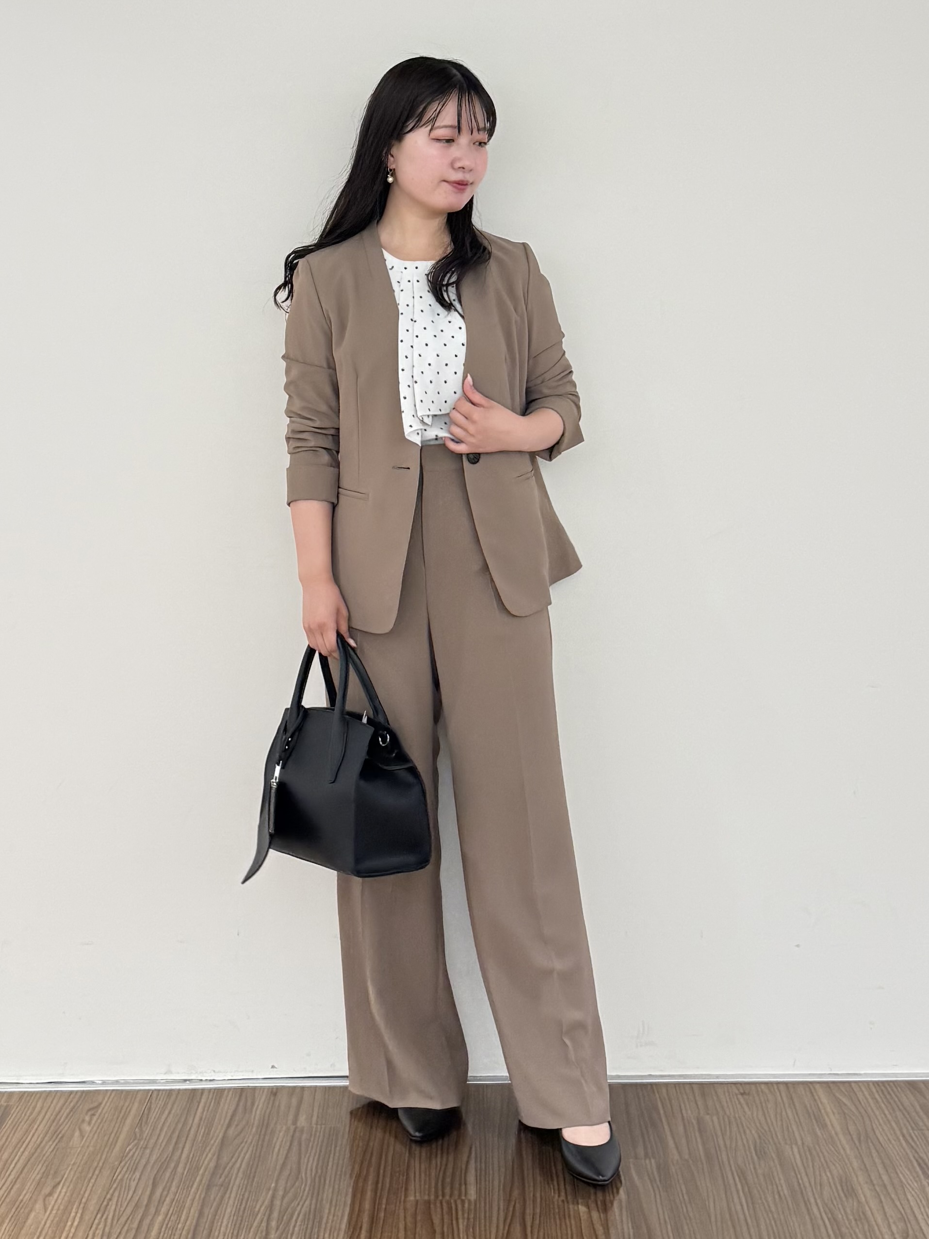 いくみさんの「INDIVI｜【接触冷感/UVケア/着る日傘】 テーラードジャケット」を使ったコーディネート