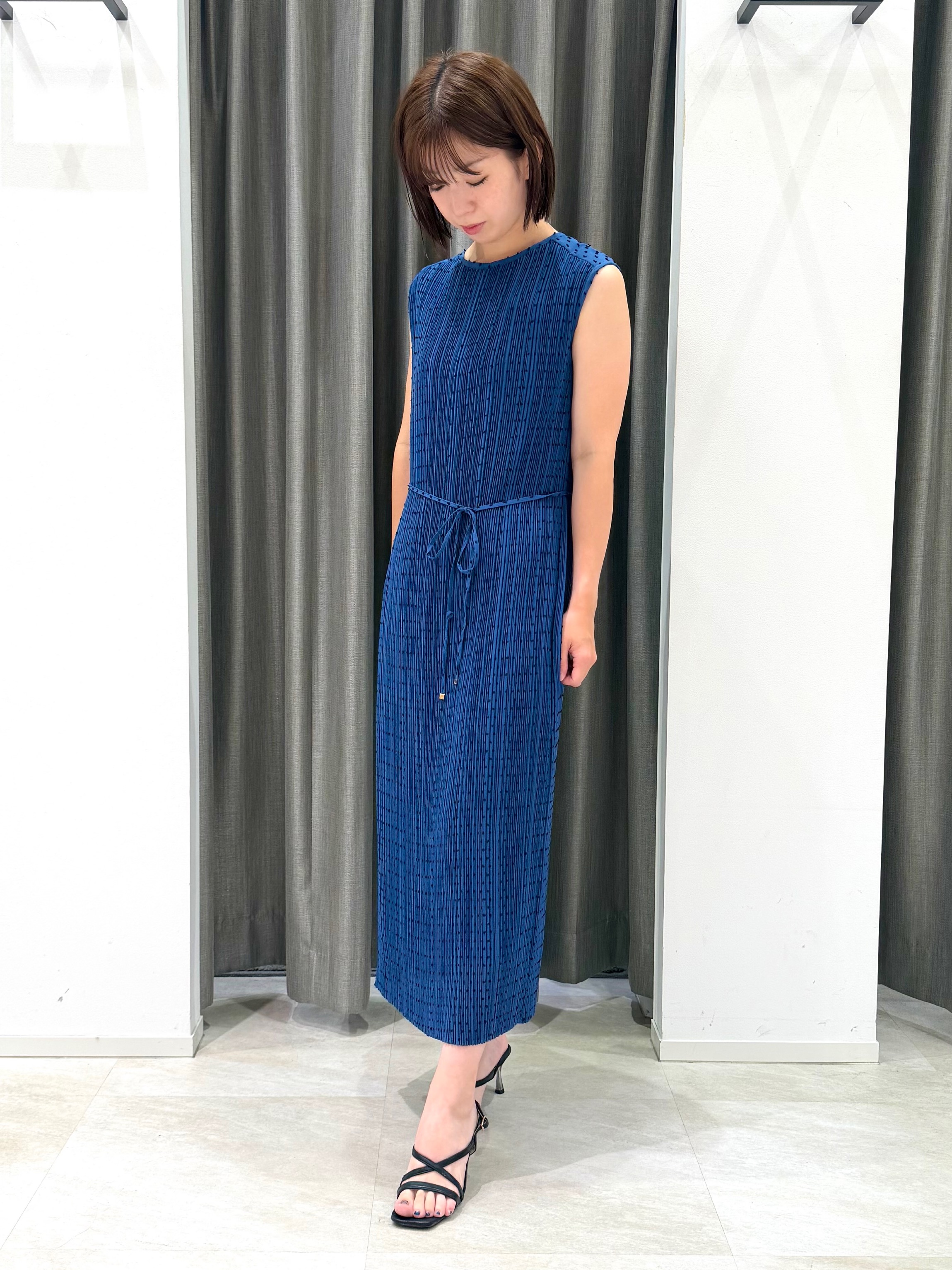 RIOさんの「UNTITLED｜【華やか/シアー感】ドットジャガードワンピース」を使ったコーディネート