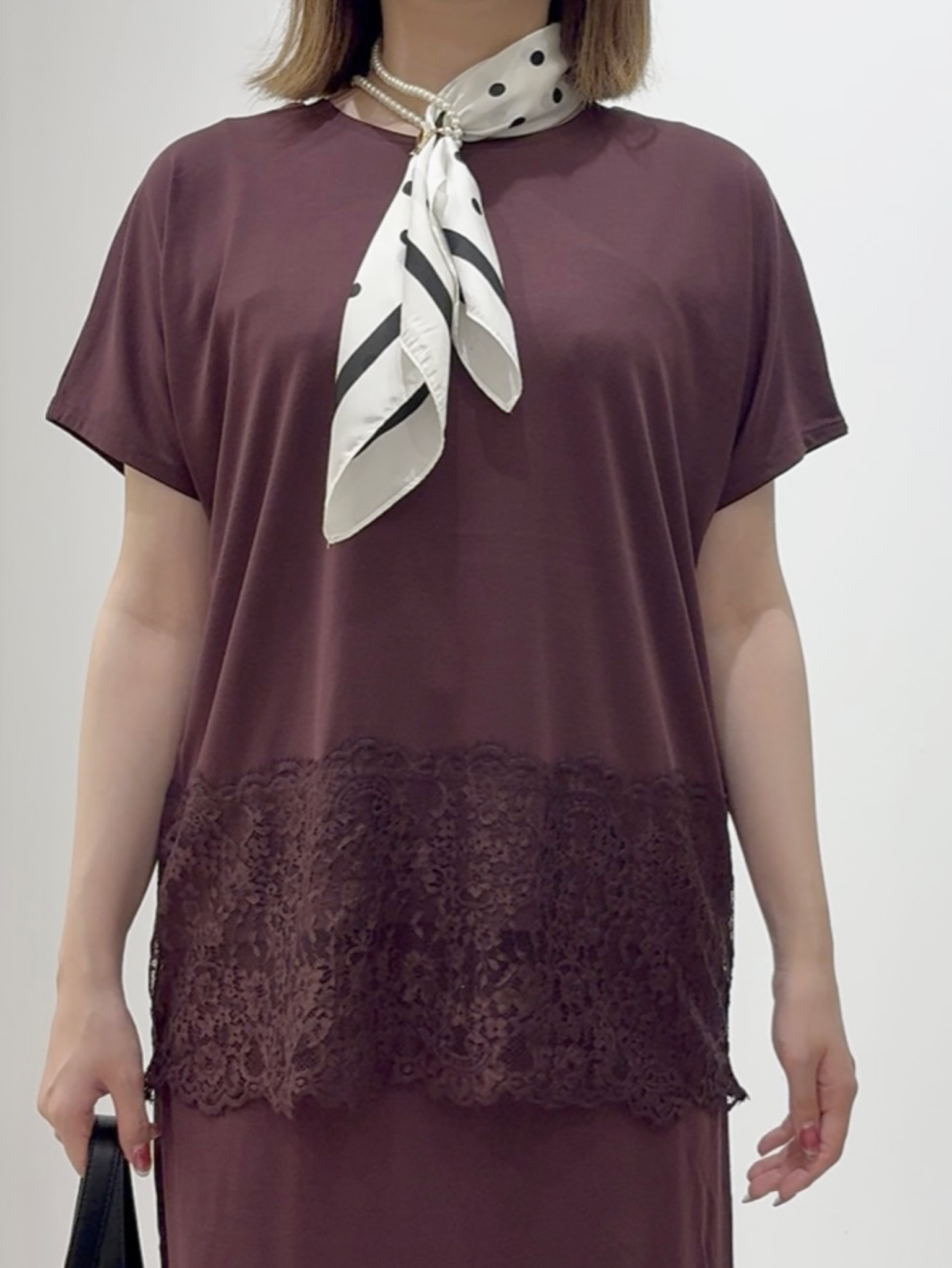 しかっちさんの「grove｜【持続冷感/SET UP可】ひんやりポンチシリーズ／裾レースドルマンカットソー」を使ったコーディネート