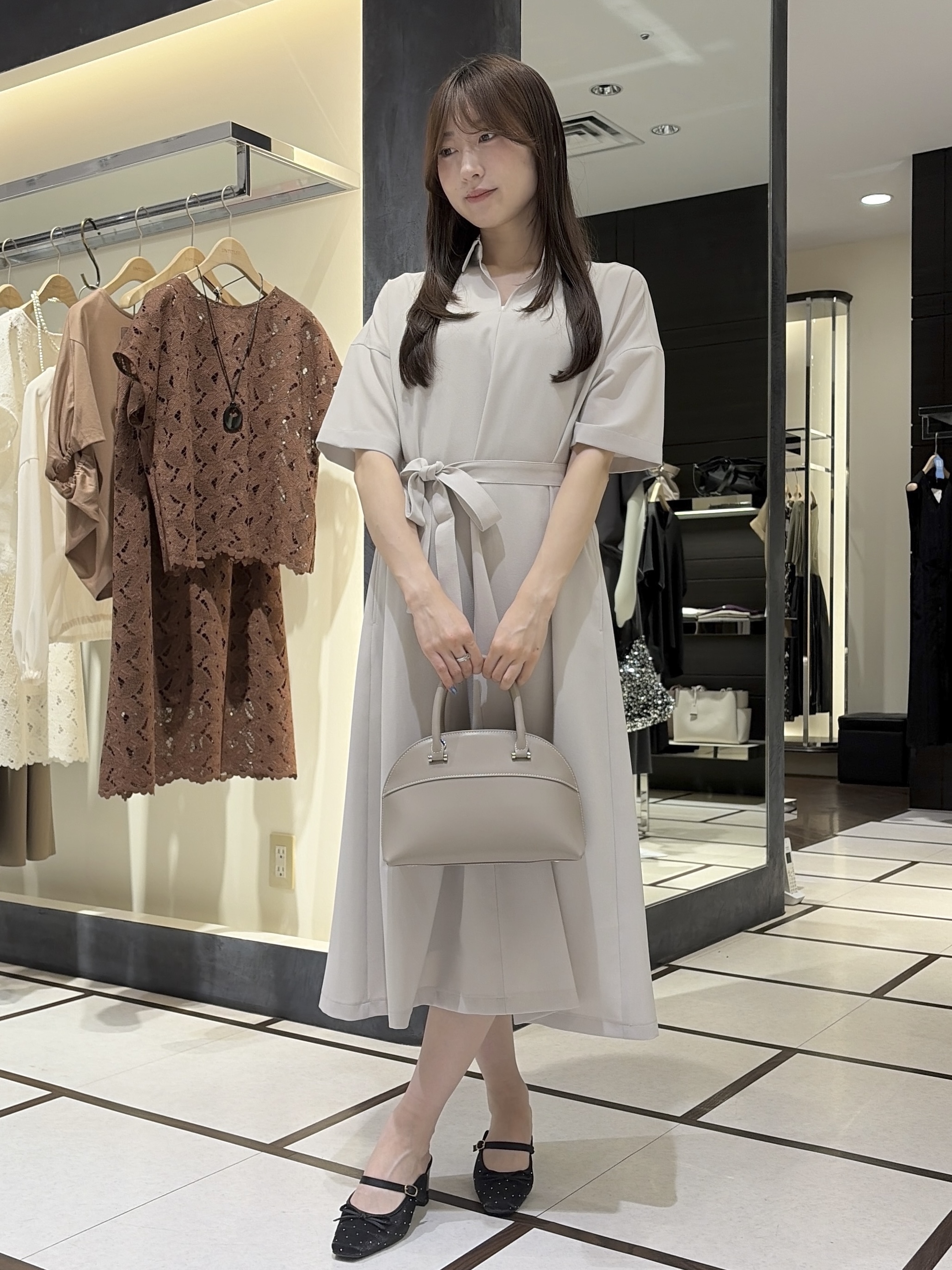 岡田美詩さんの「UNTITLED｜【UVカット/接触冷感/通気性】エアリークールワンピース」を使ったコーディネート
