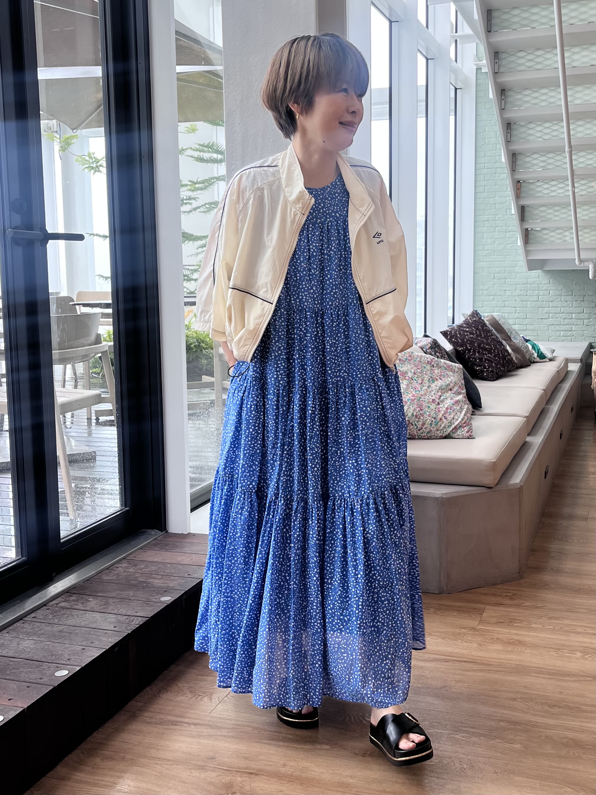Mariko.Sさんの「OPAQUE.CLIP｜◆【umbro／アンブロ】シアーナイロン5分袖ZIPアップブルゾン」を使ったコーディネート