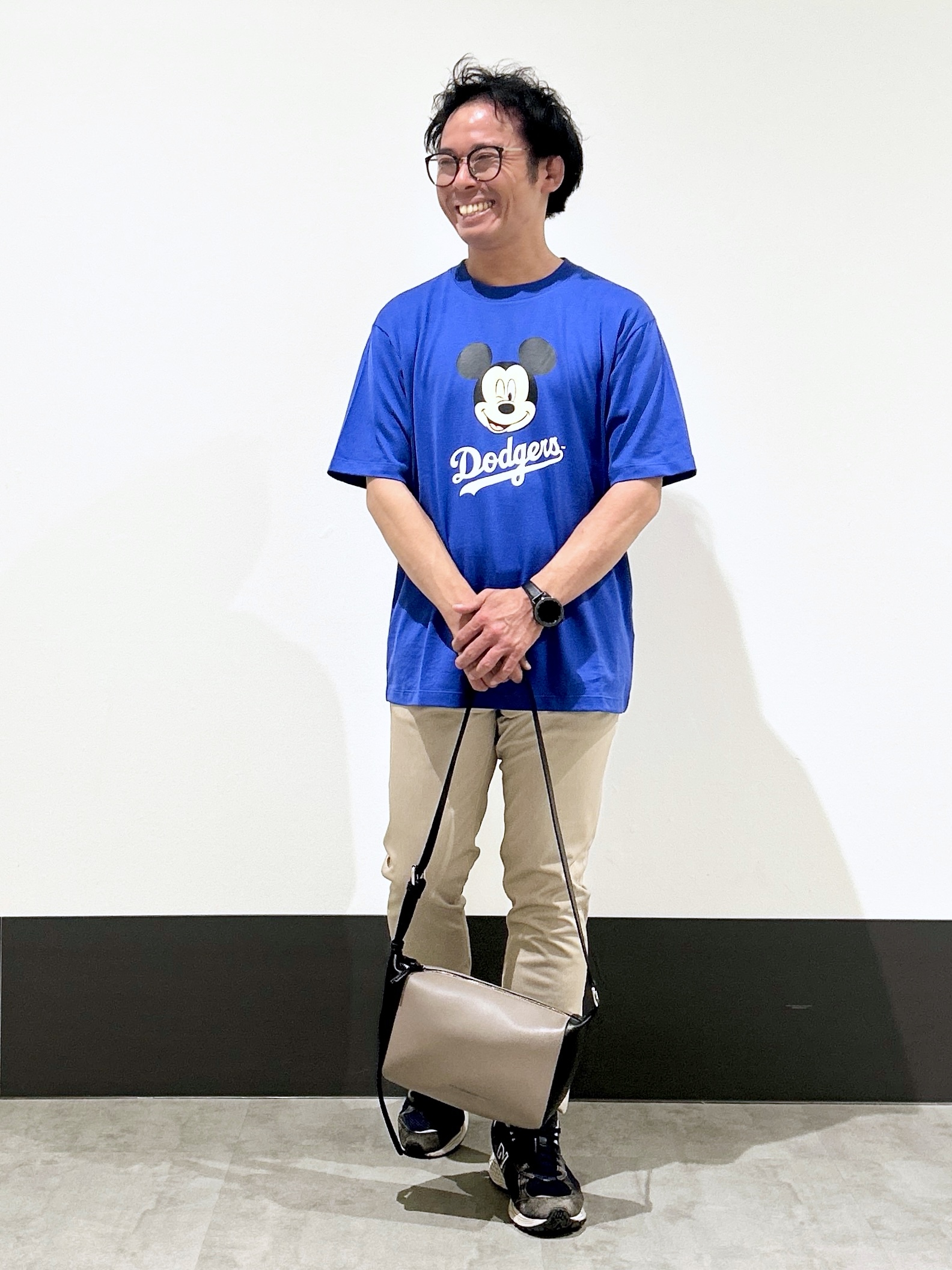 KENJI Iさんの「THE SHOP TK｜【Disney】【MLB】スペシャルデザイン半袖Tシャツ」を使ったコーディネート