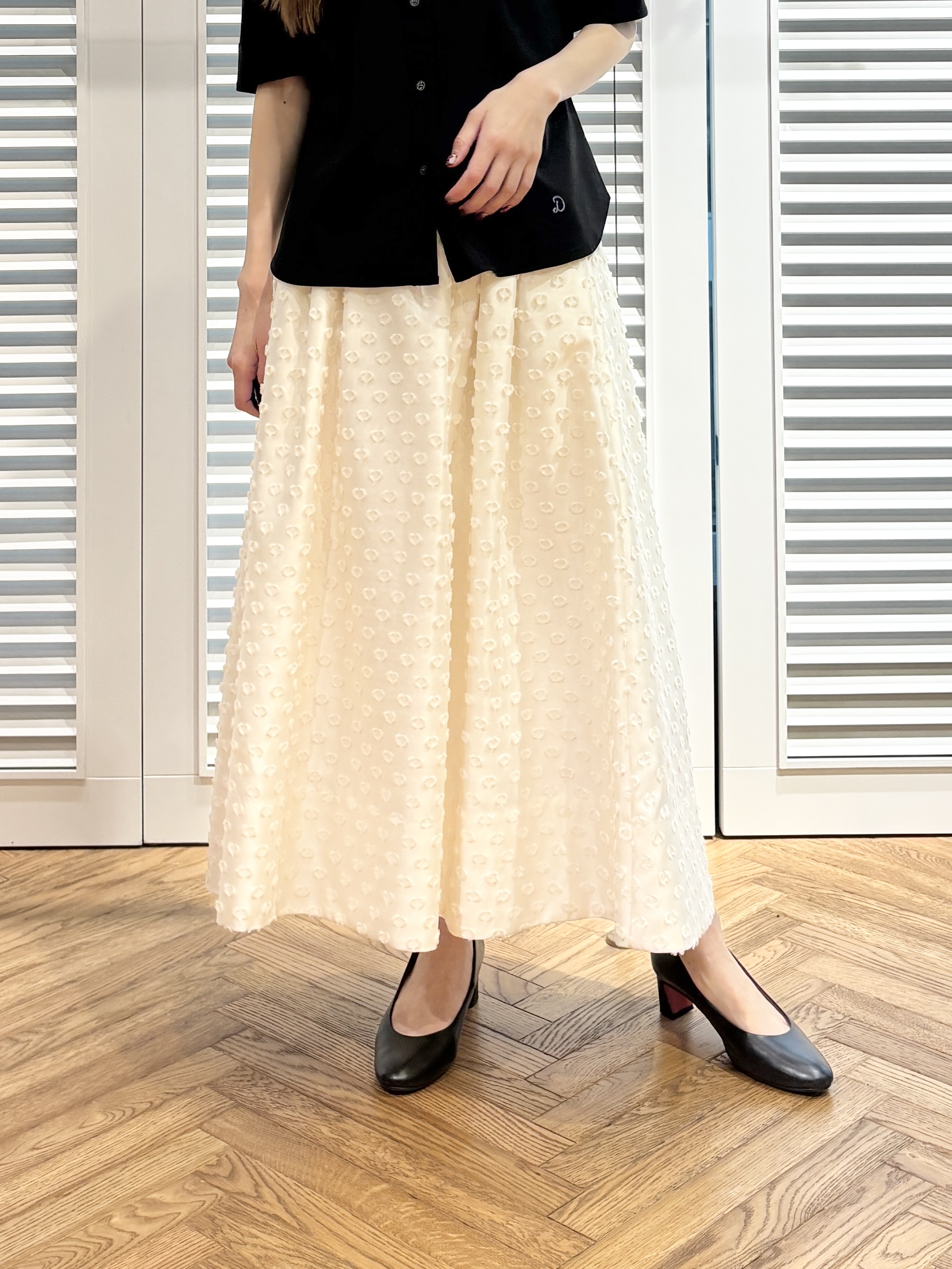 清水夏姫さんの「DRESSTERIOR｜【otonaMUSE5月号掲載】アーチフィットレザーパンプス」を使ったコーディネート