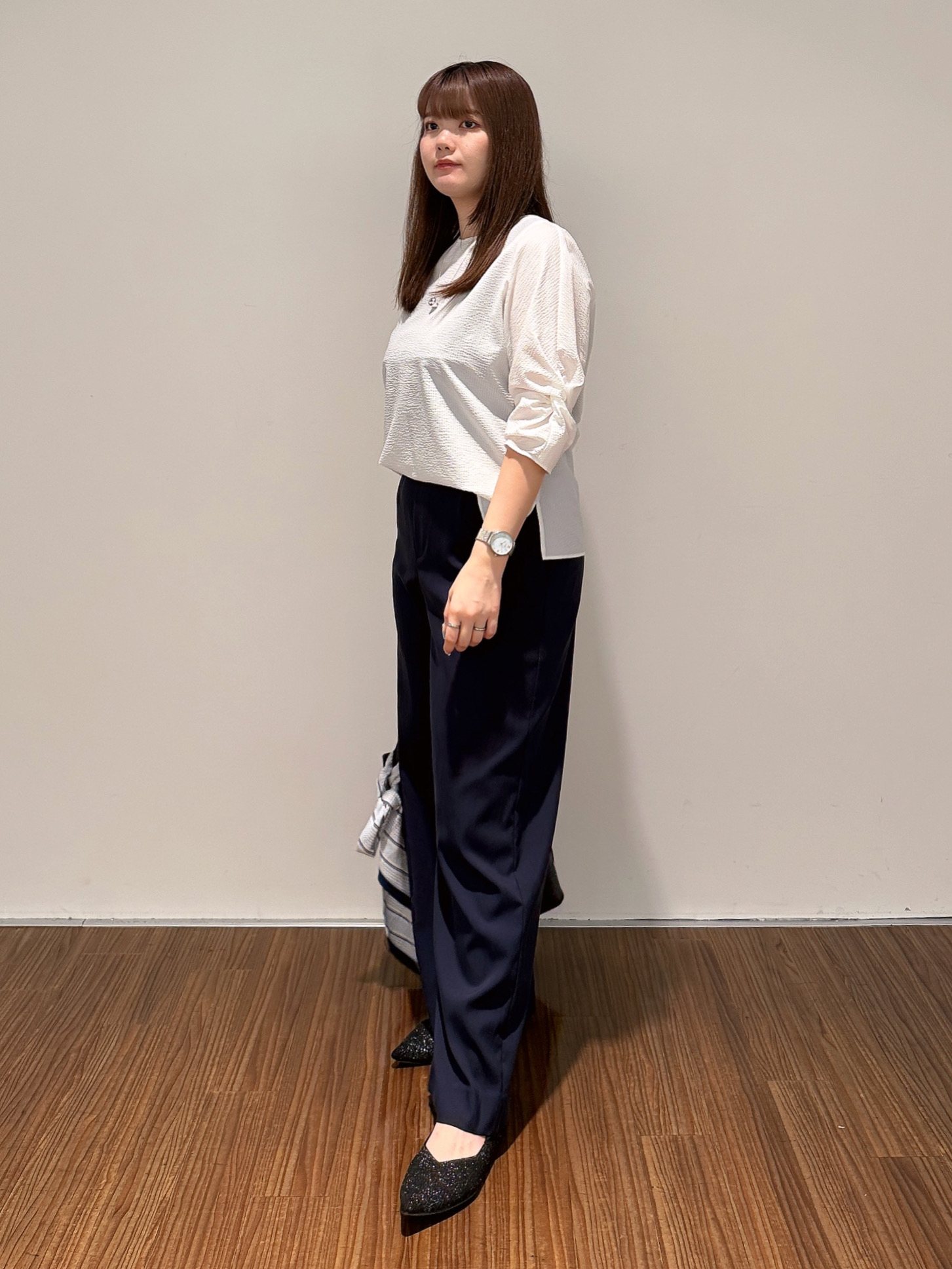 emikaさんの「INDIVI｜【撥水／UVケア】ねじり袖サッカートップス」を使ったコーディネート
