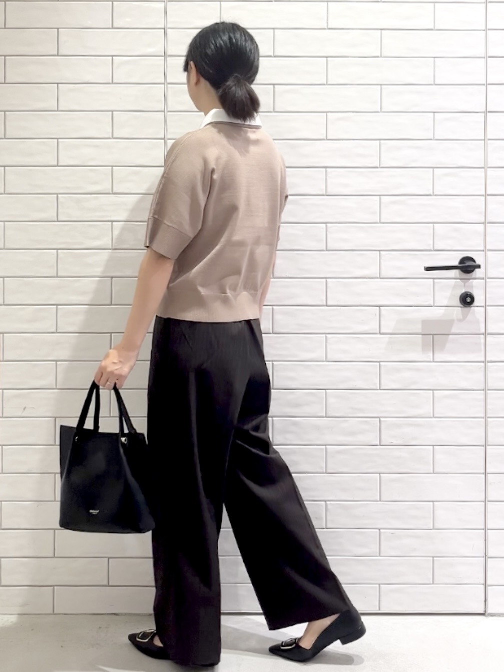 しおりさんの「OPAQUE.CLIP｜2WAY衿ドッキングニット《洗濯機OK》」を使ったコーディネート