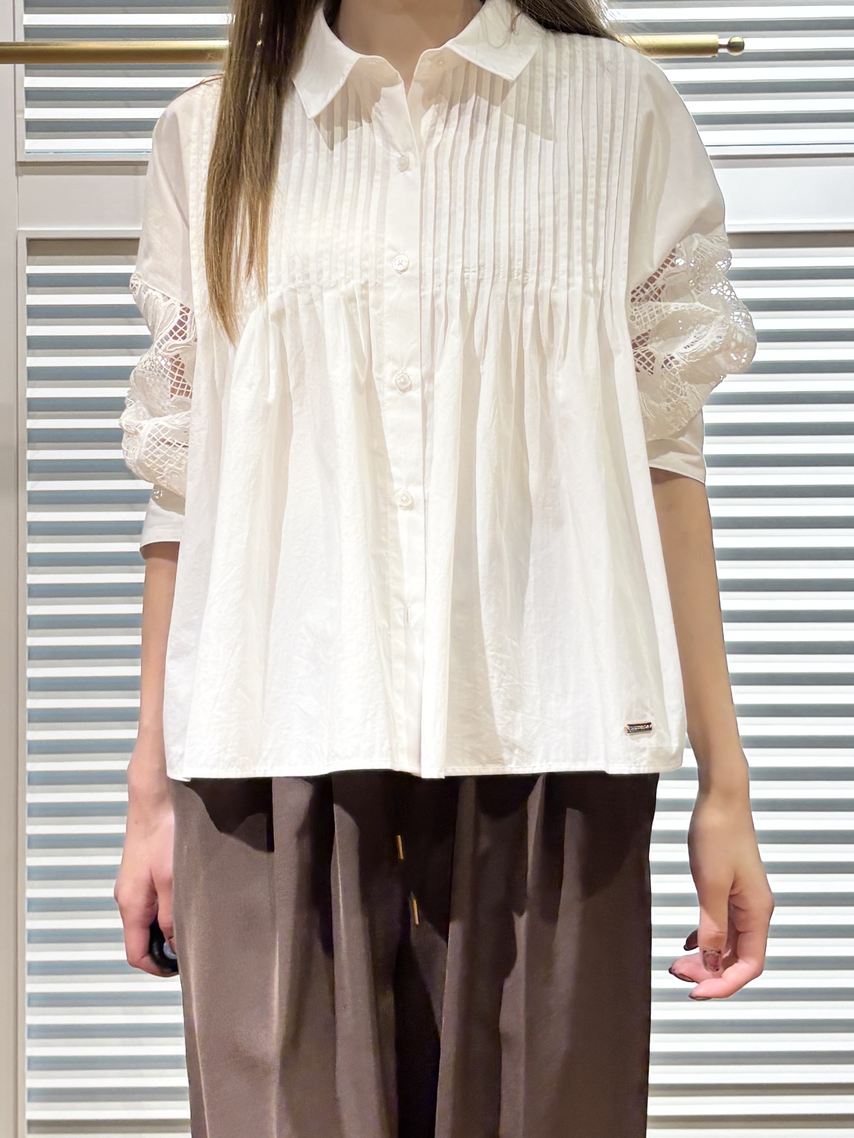 清水夏姫さんの「DRESSTERIOR｜【otonaMUSE5月号掲載】アーチフィットレザーパンプス」を使ったコーディネート