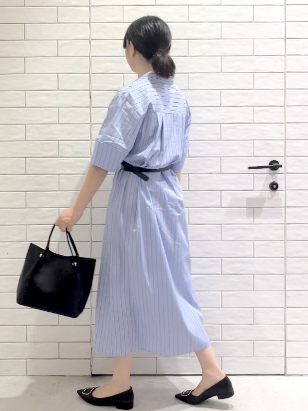 しおりさんの「OPAQUE.CLIP｜スキッパーシャツワンピース【洗濯機OK】」を使ったコーディネート