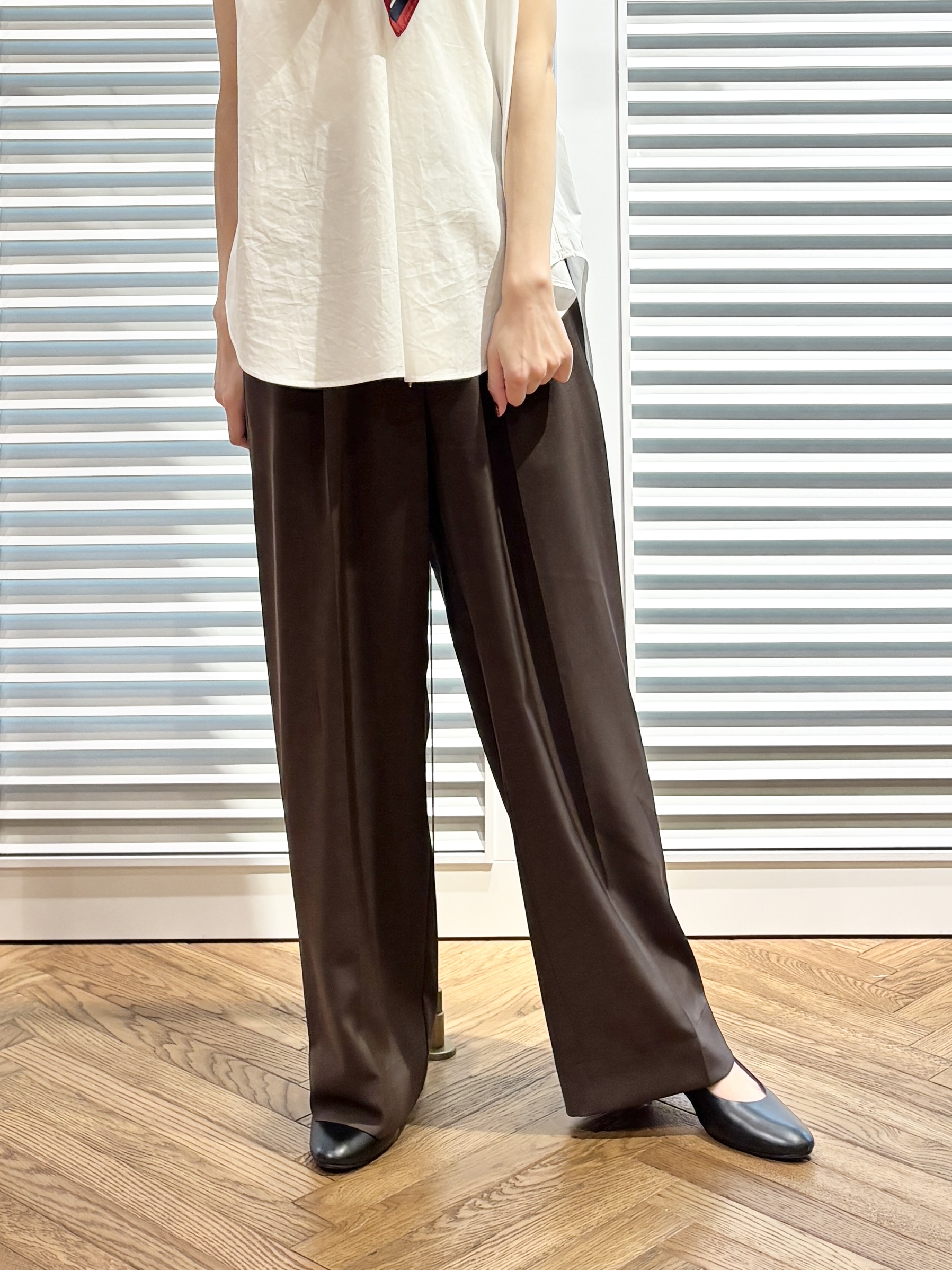 清水夏姫さんの「DRESSTERIOR｜【otonaMUSE5月号掲載】アーチフィットレザーパンプス」を使ったコーディネート