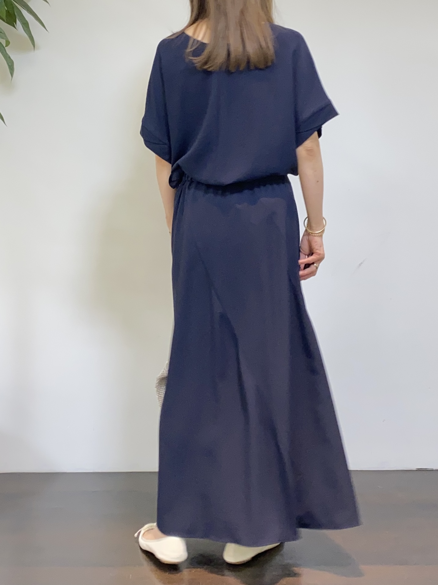 tomoさんの「UNTITLED｜【セットアップ可/UVカット/前後2WAY】リラクシーフレンチスリーブブラウス」を使ったコーディネート