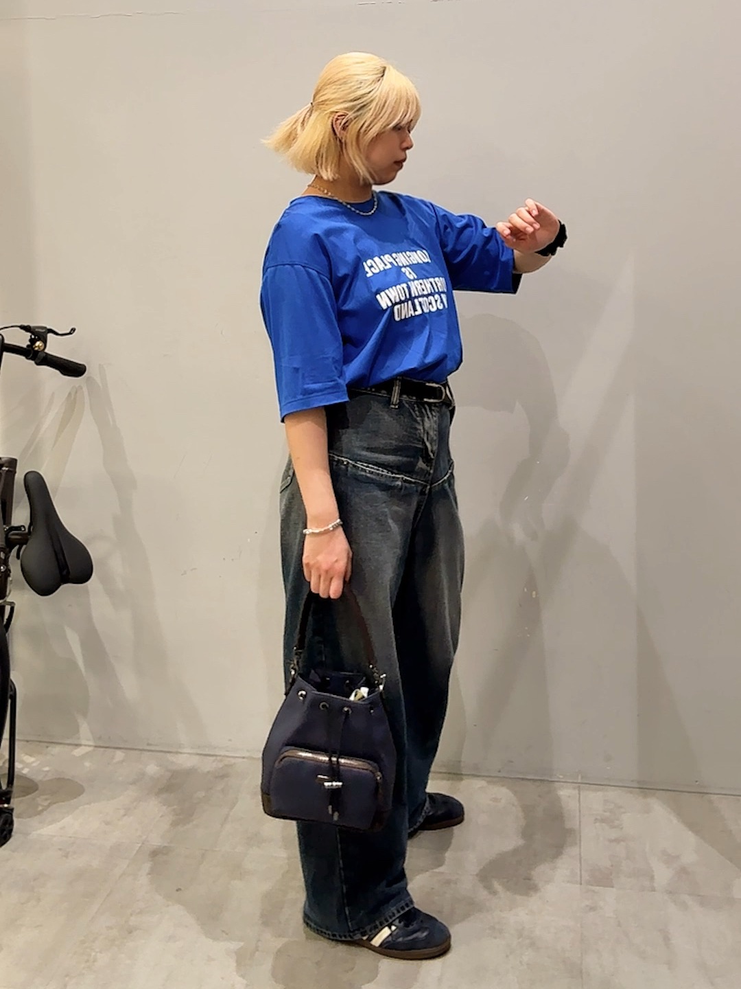 ユウナさんの「TAKEO KIKUCHI｜【BOWLER HAT LABEL】アイスクリアコットン バッククロスピストル 半袖Tシャツ」を使ったコーディネート