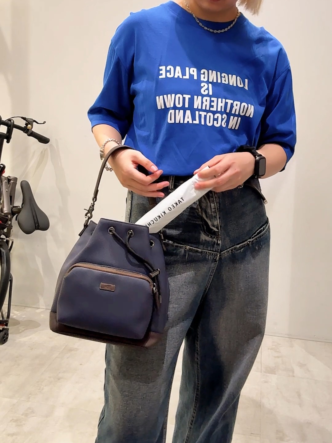ユウナさんの「TAKEO KIKUCHI｜【BOWLER HAT LABEL】アイスクリアコットン バッククロスピストル 半袖Tシャツ」を使ったコーディネート