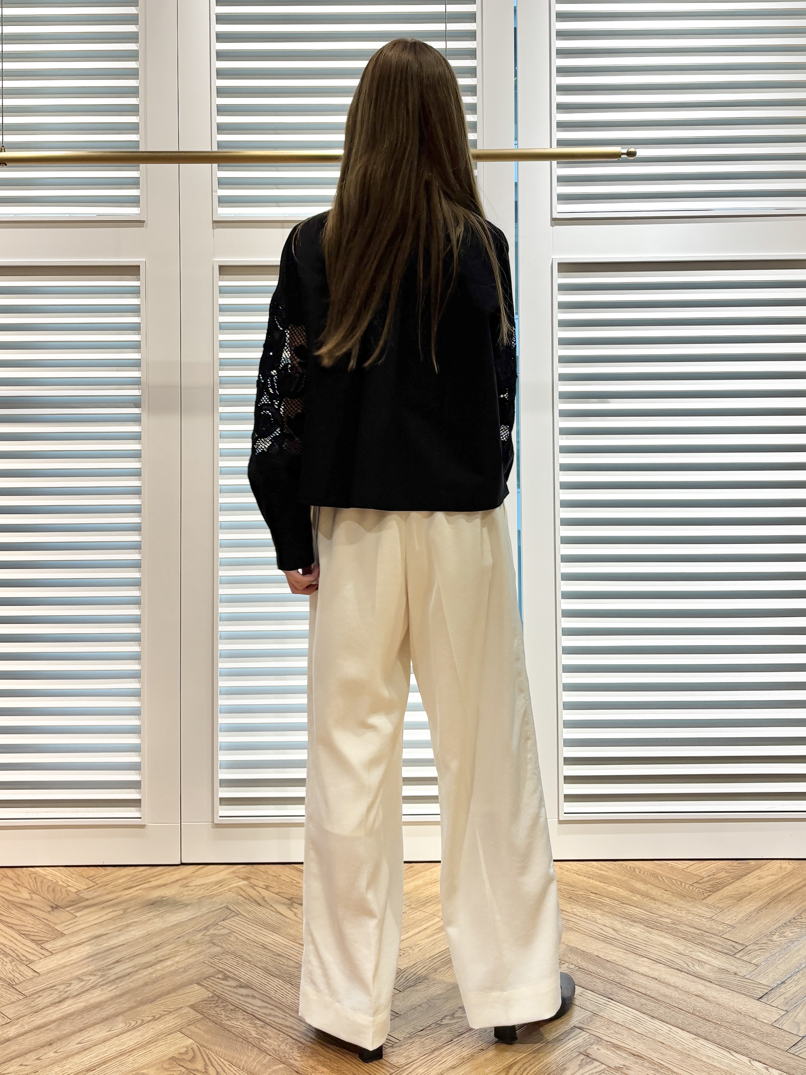 清水夏姫さんの「DRESSTERIOR｜【otonaMUSE5月号掲載】アーチフィットレザーパンプス」を使ったコーディネート