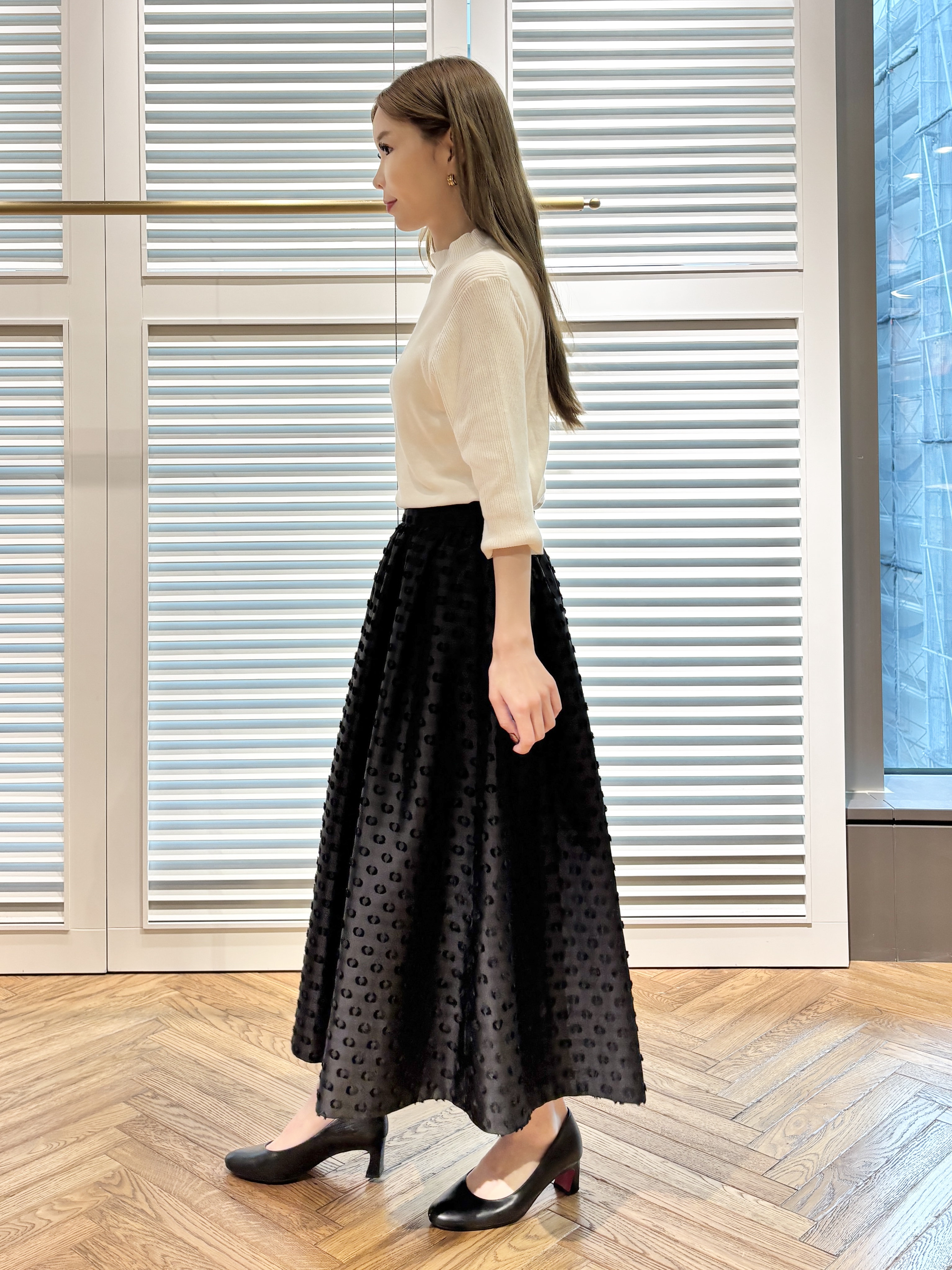 清水夏姫さんの「DRESSTERIOR｜【otonaMUSE5月号掲載】アーチフィットレザーパンプス」を使ったコーディネート
